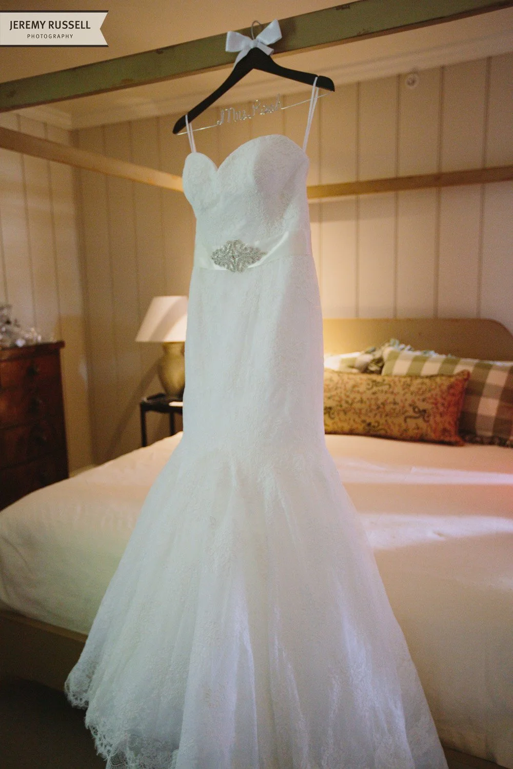Jeremy-Russell-Canyon-13-Kitchen-Wedding-03.jpg