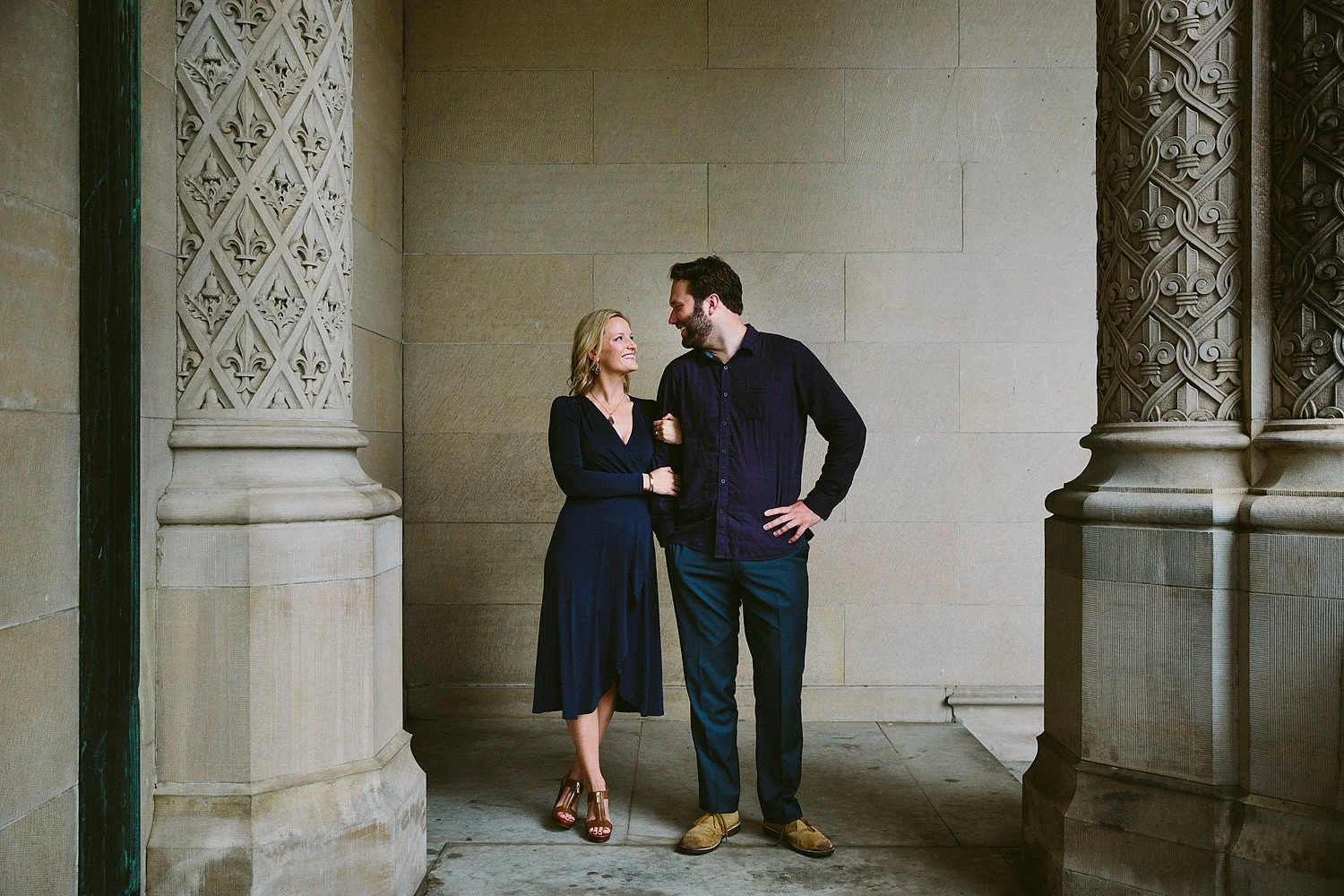 jeremy-russell-rainy-biltmore-engagement-1710-01.jpg