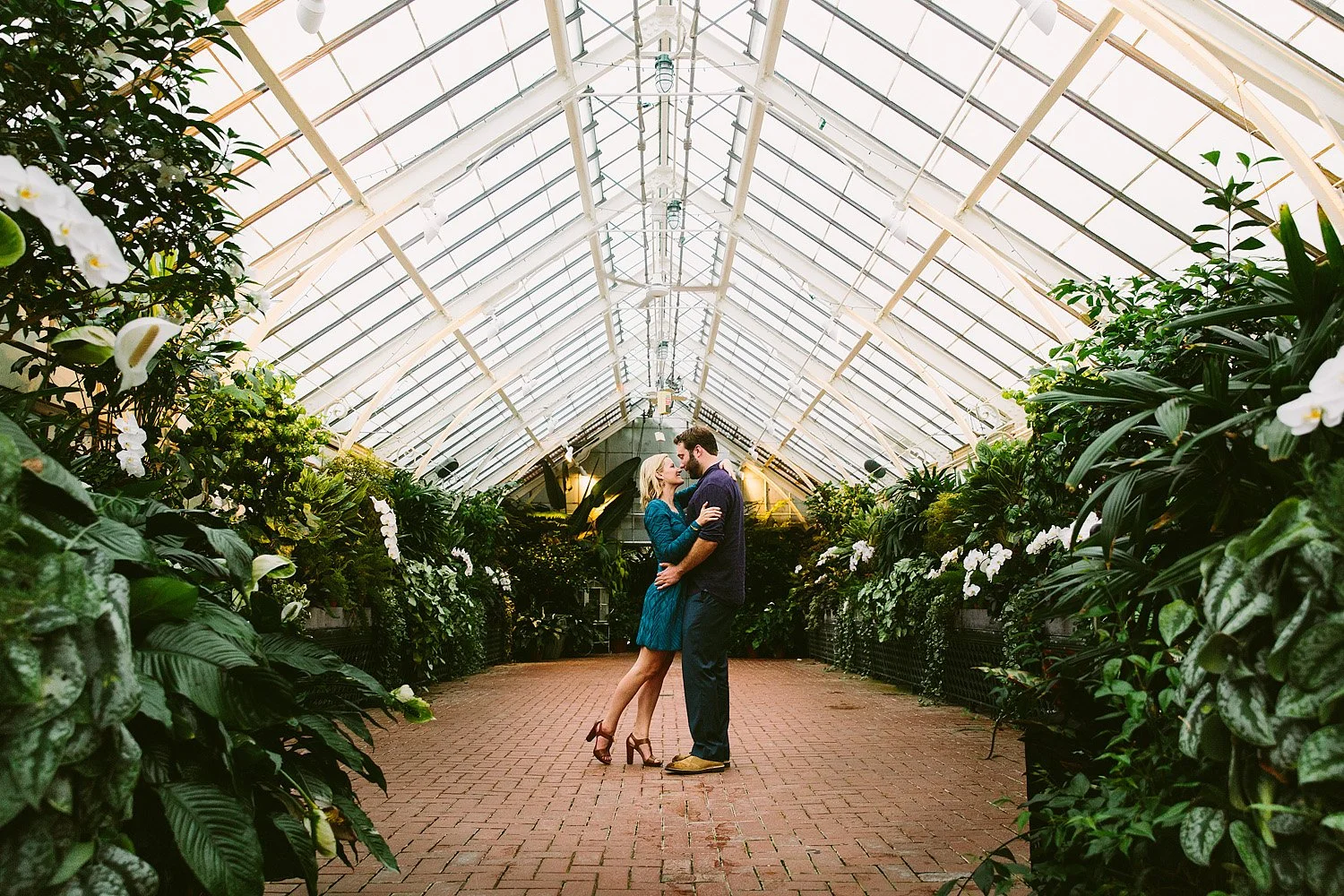 jeremy-russell-rainy-biltmore-engagement-1710-08.jpg