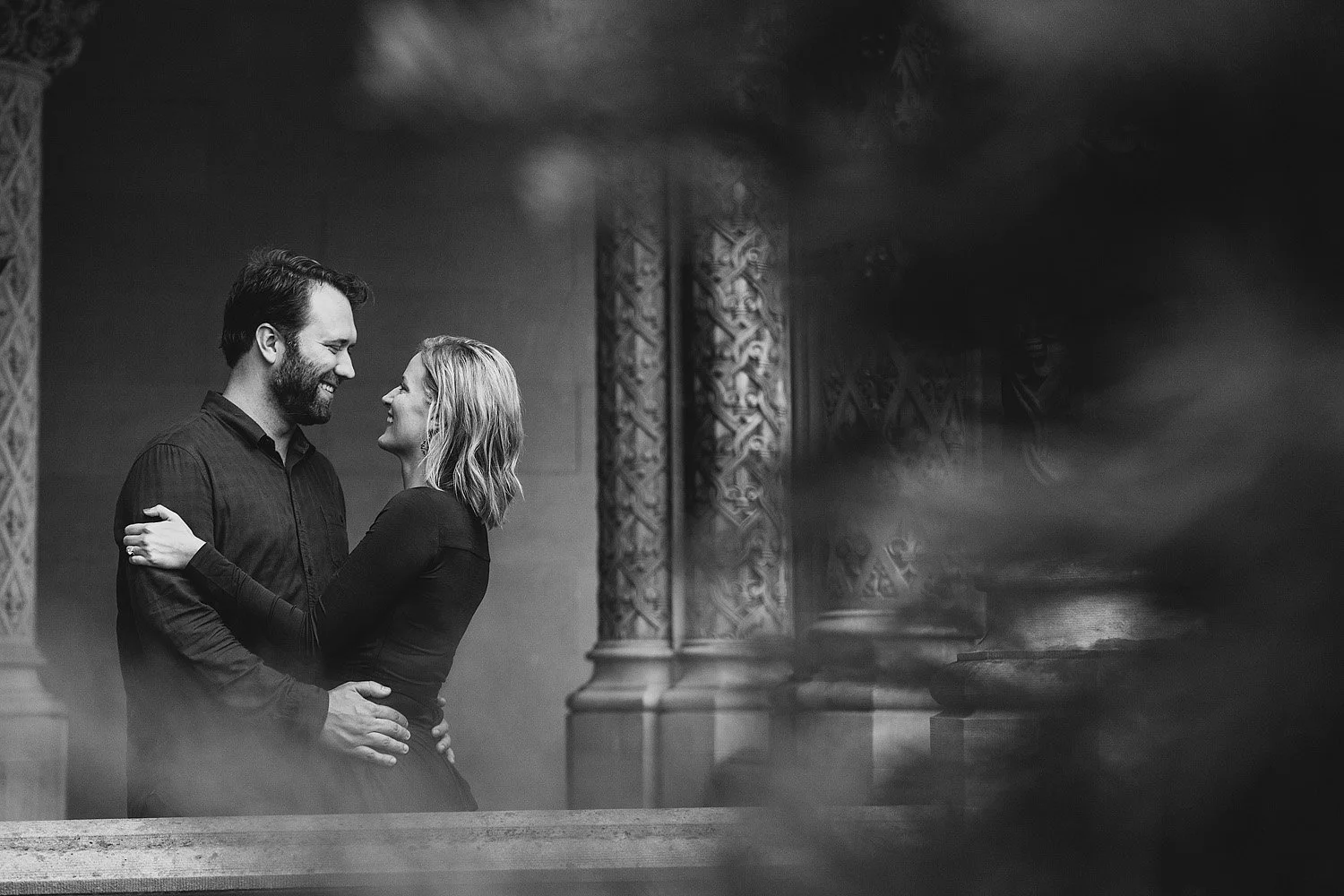 jeremy-russell-rainy-biltmore-engagement-1710-04.jpg