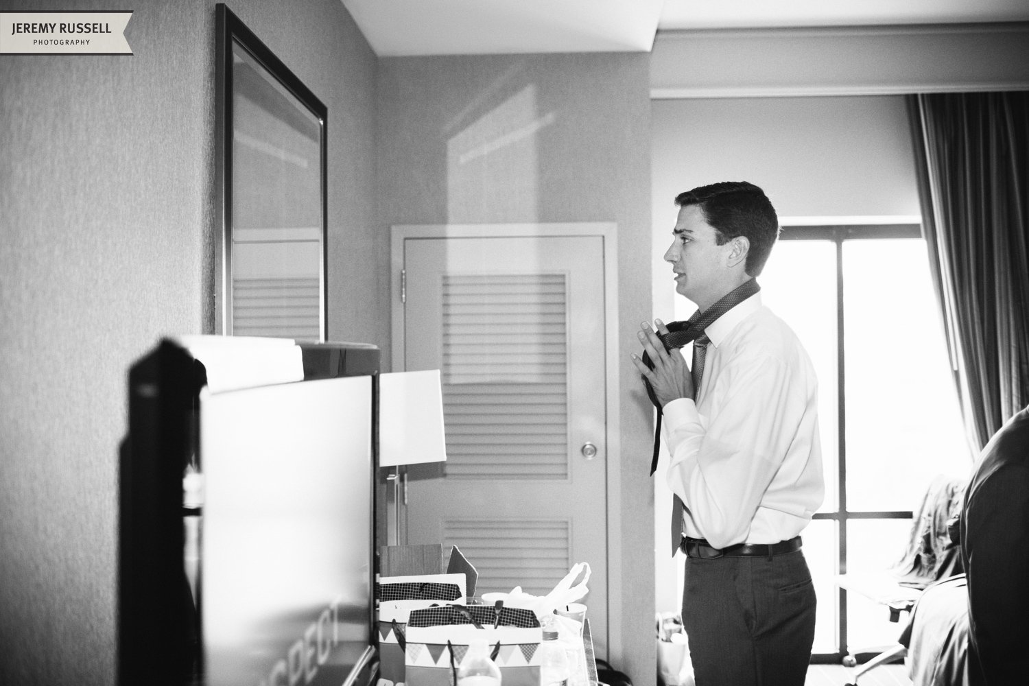 Jeremy-Russell-1211-Tara-Inn-Biltmore-Wedding-03.jpg