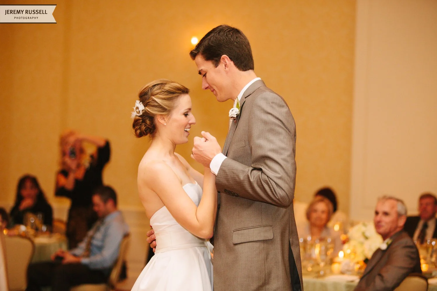 Jeremy-Russell-1211-Tara-Inn-Biltmore-Wedding-35.jpg