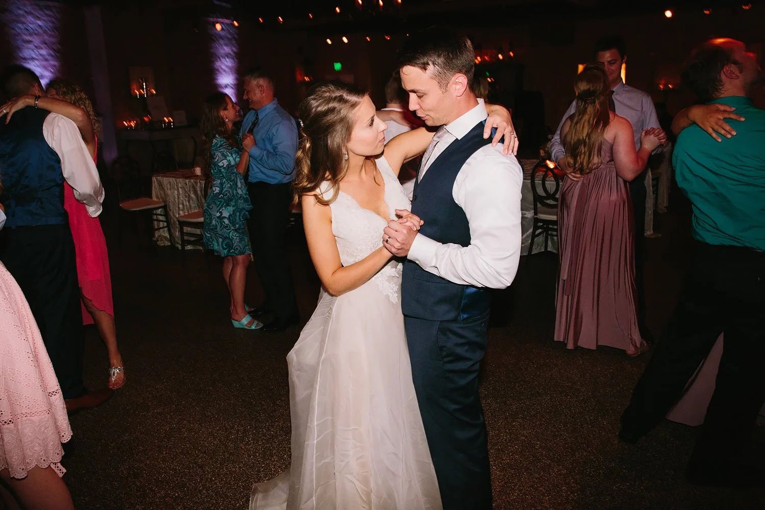 Jeremy-Russell-Asheville-Ridge-Venue-Wedding-17-077.jpg