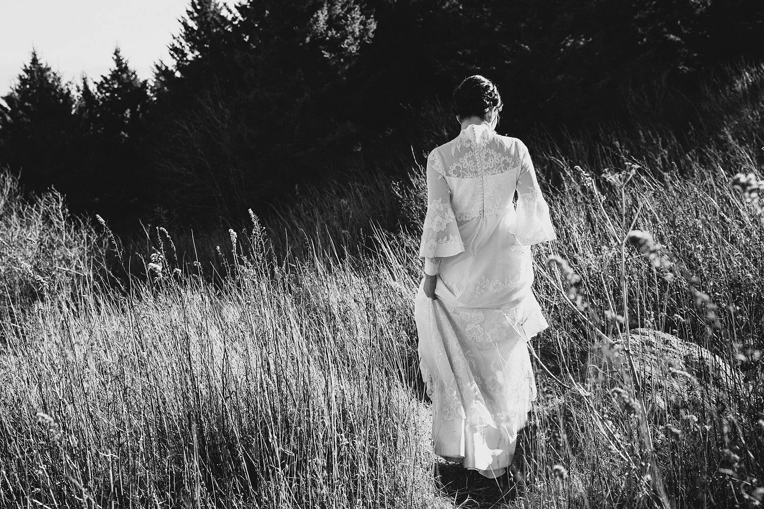 Blue Ridge Parkway Elopement bride