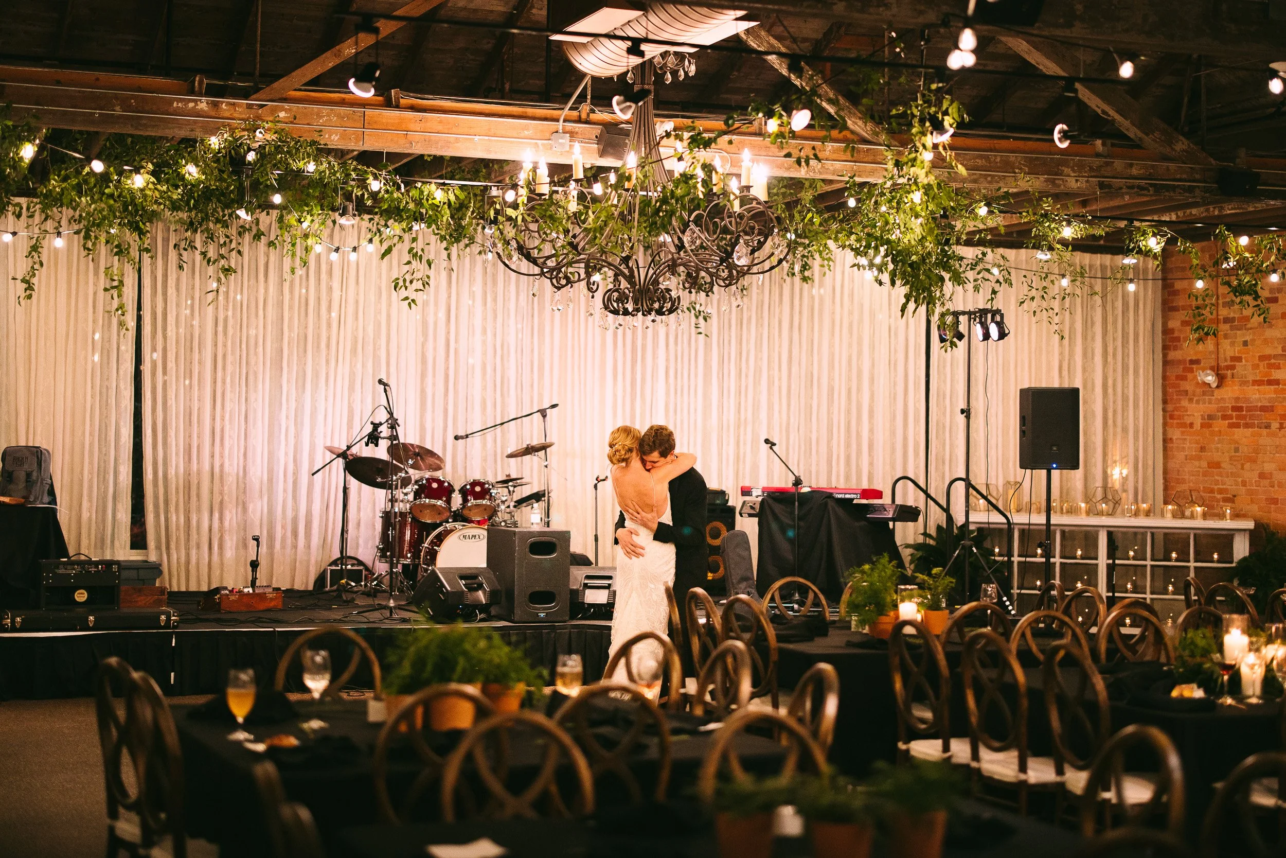 JeremyRussell-The-Venue-Wedding-Asheville-221105-80.jpg