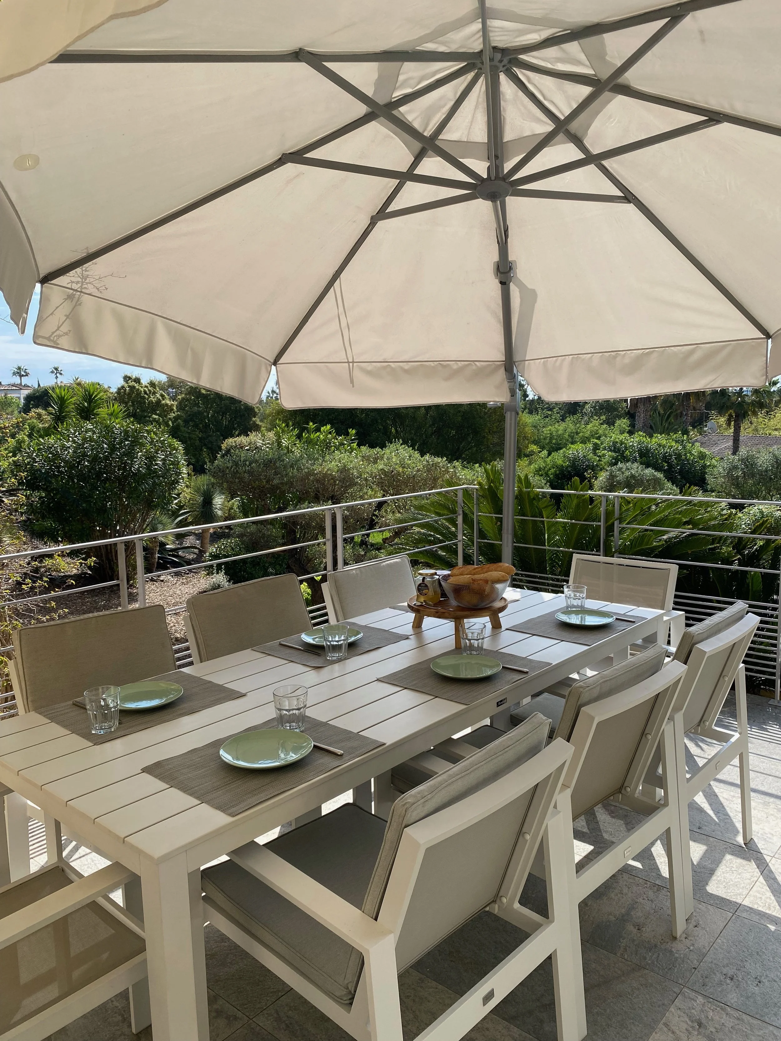 A lunchterrastafel.jpeg