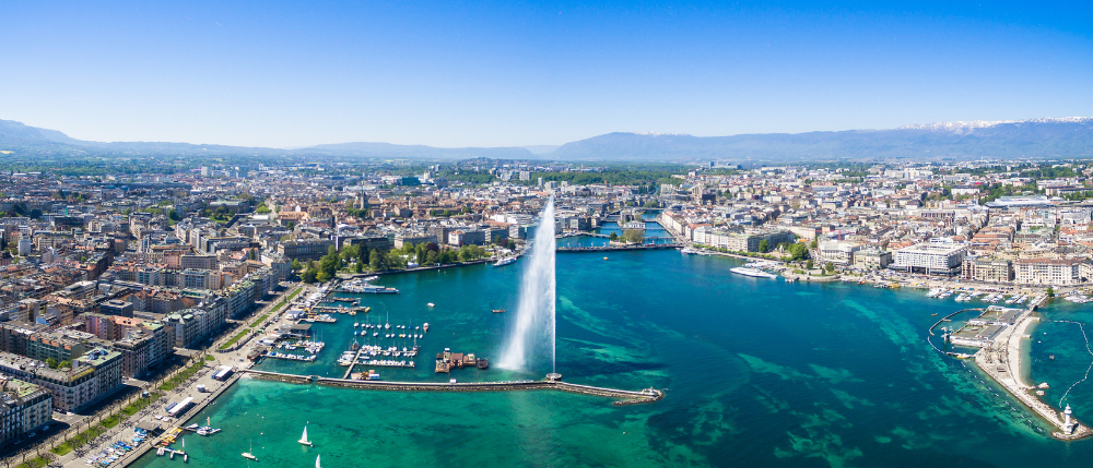 Private kayak tour Lake Geneva Jet d’Eau.png