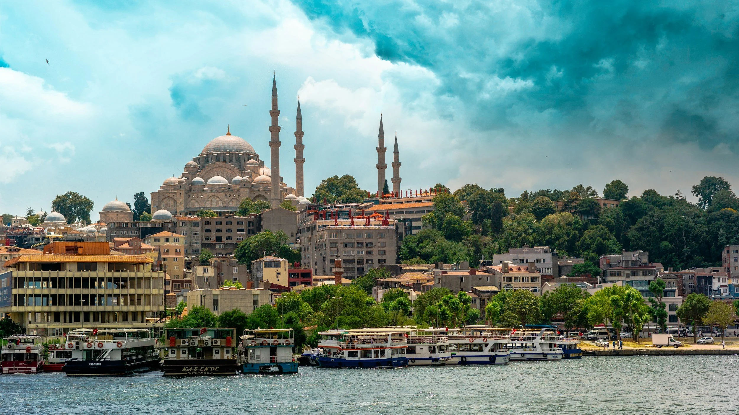 Whispers of the Bosphorus: The Ultimate Romantic Getaway Guide to Istanbul 2026