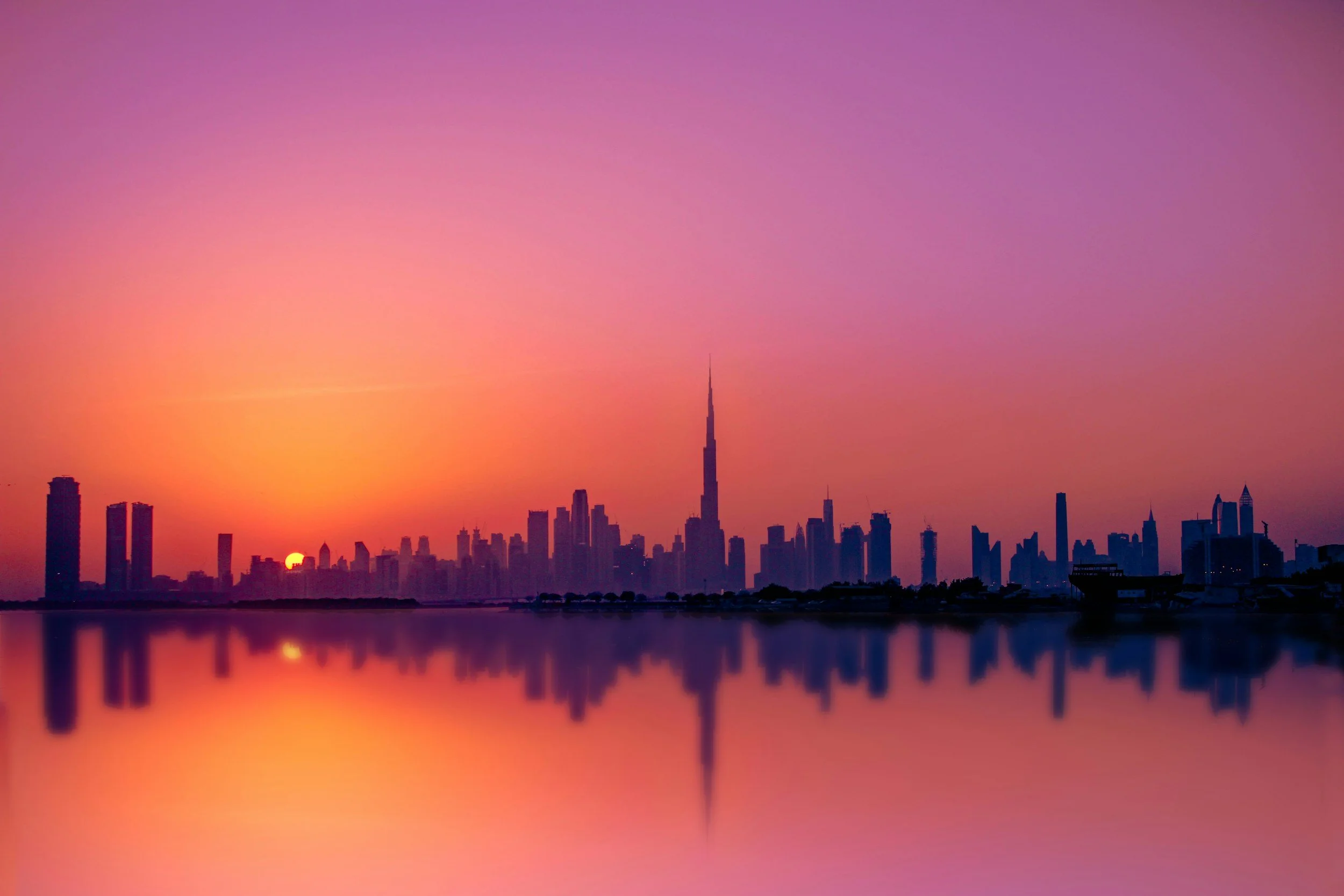 Desert Blooms & City Lights: Your 2026 Guide to Unforgettable Romantic Group Getaways in Dubai