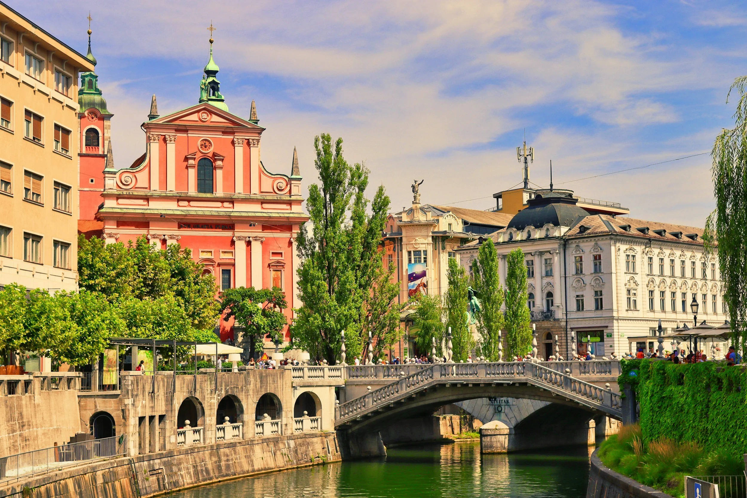 Ljubljana Revealed: The Ultimate 2026 Group Getaway Guide