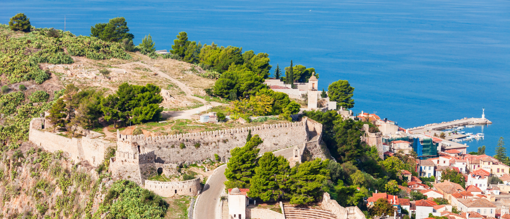 2_nafplio-palamidi-fortress-old-town.png