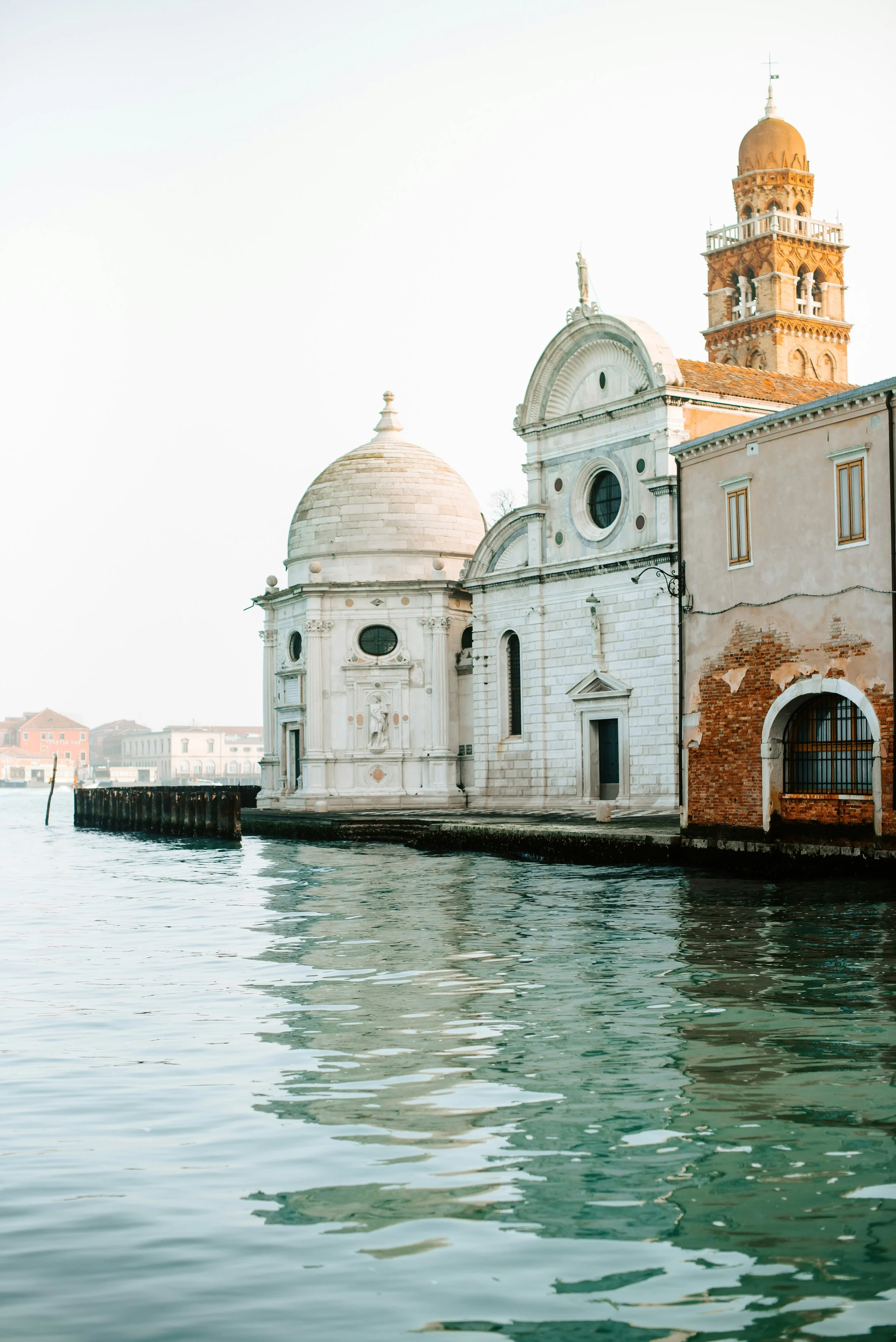 kateryna-hliznitsova--dwY4LP3WOo-unsplash (1).jpg