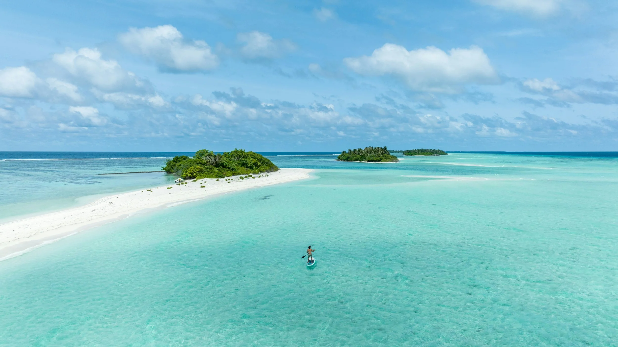 Maldives vs Mauritius: Which Luxury Island Holiday is Right for You?