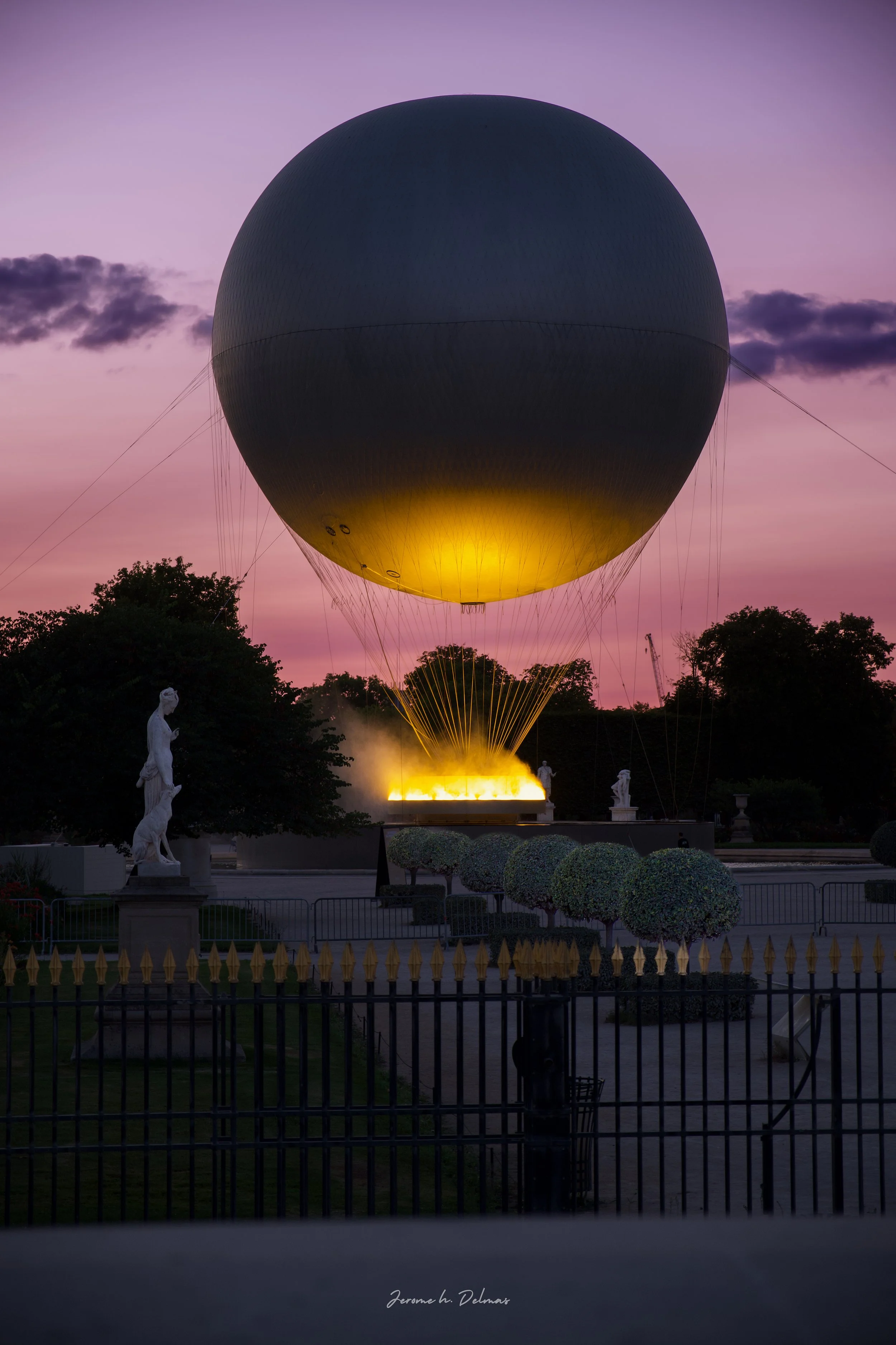 VASQUE OLYMPIQUE AU JARDIN DES TUILERIES 2025.