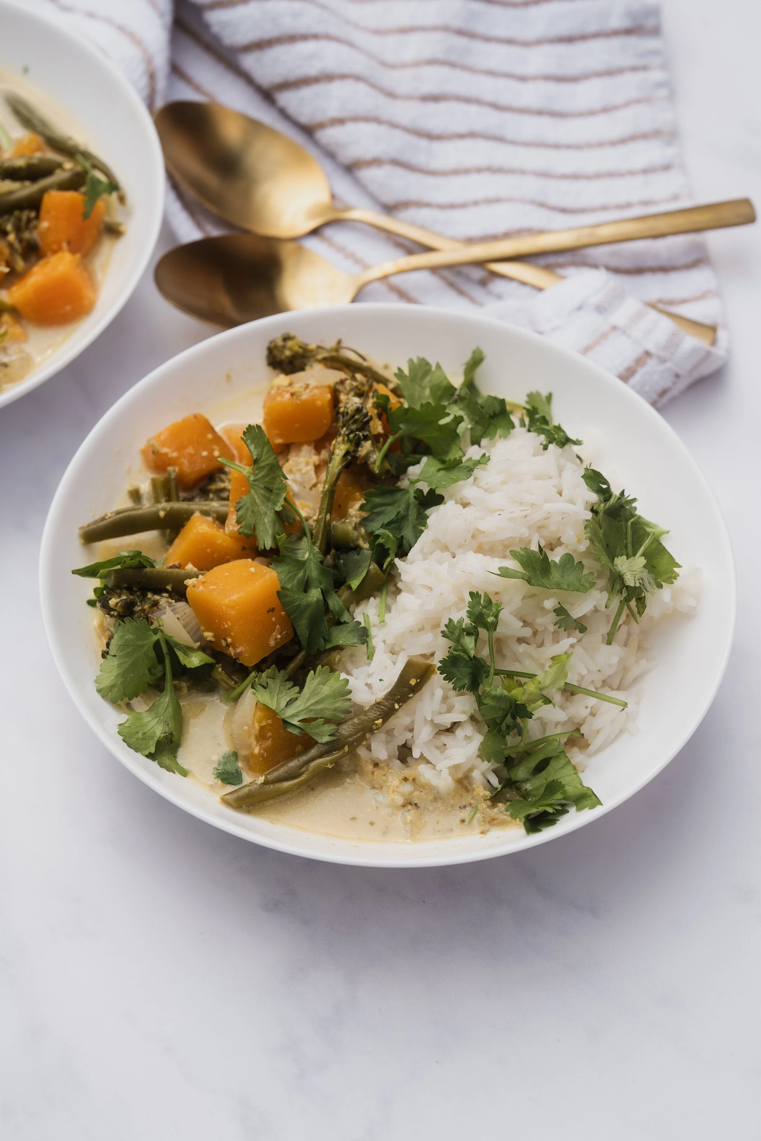 Creamy Coriander &amp; Pistachio Curry