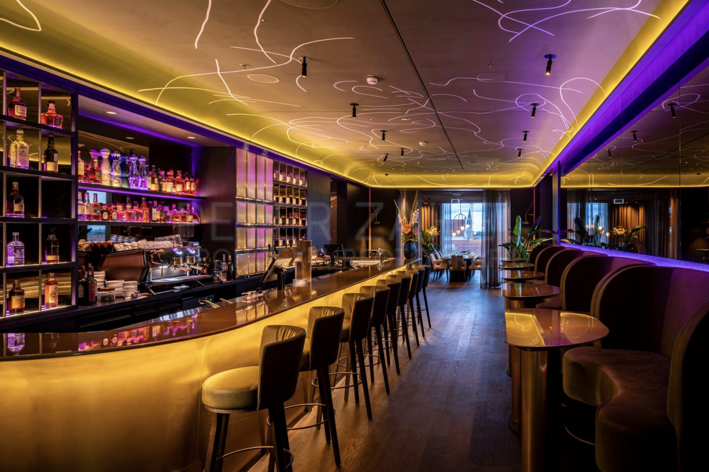 Hotel Koenigshof.png