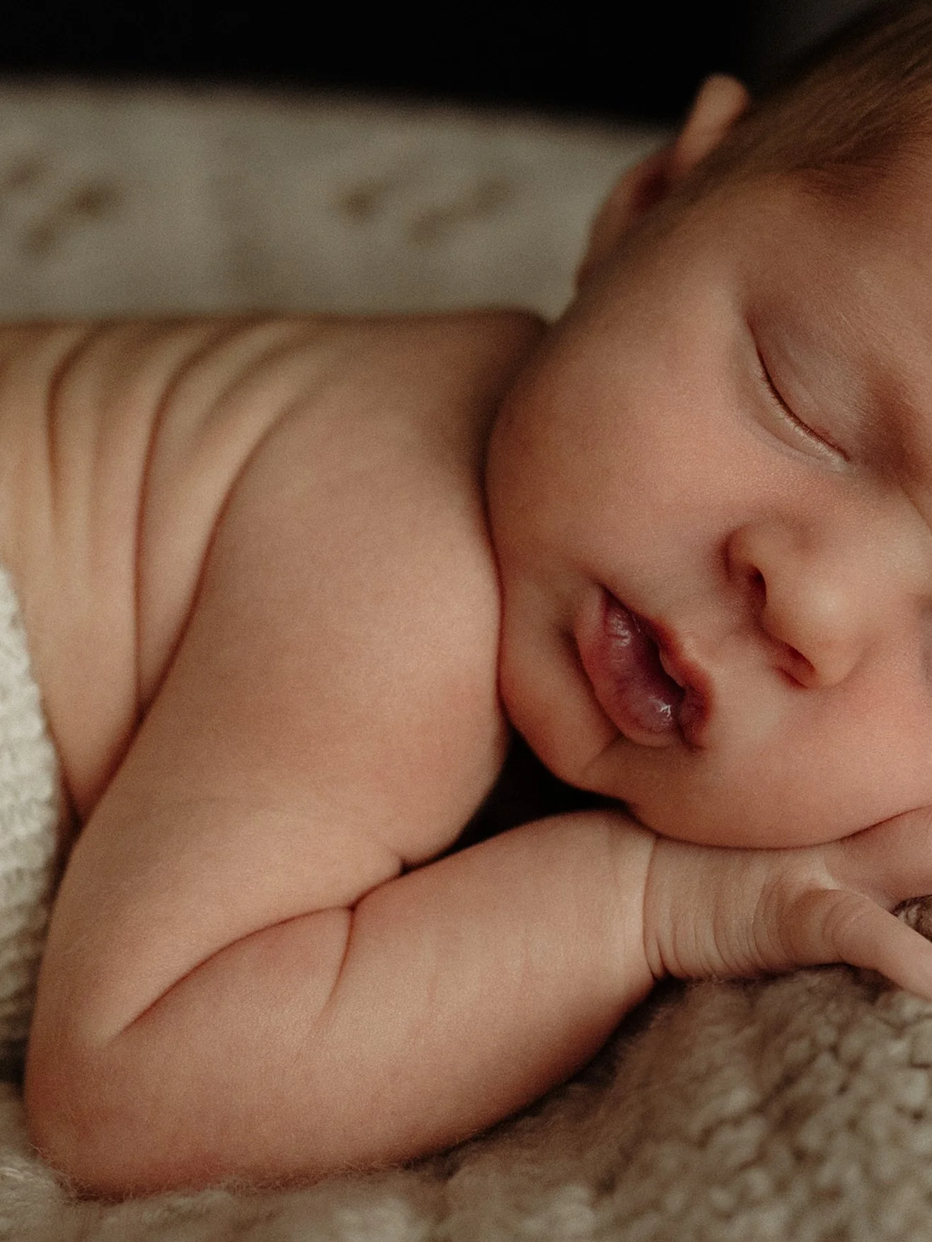CarlyBedwell_Home_Newborn.JPG