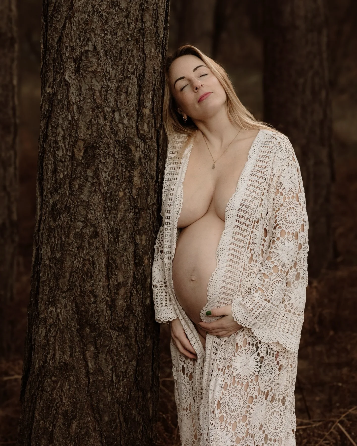 Nearly five years into this journey, and what I feel most grateful for is still the trust 💫

The trust families place in me to document seasons that are deeply personal. Inviting me into their homes. Allowing me to witness the beginning of a new cha