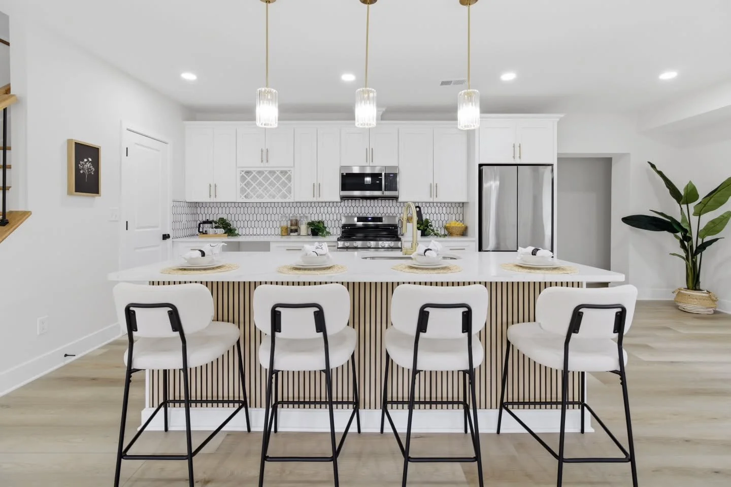 Beatiful home staged by @chuedesignmd and photographed by yours truly.  Real-estate photography in Baltimore, MD.