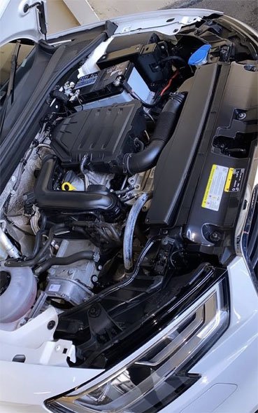 NETTOYAGE MOTEUR ET RENOVATION DES PLASTIQUES MOTEUR