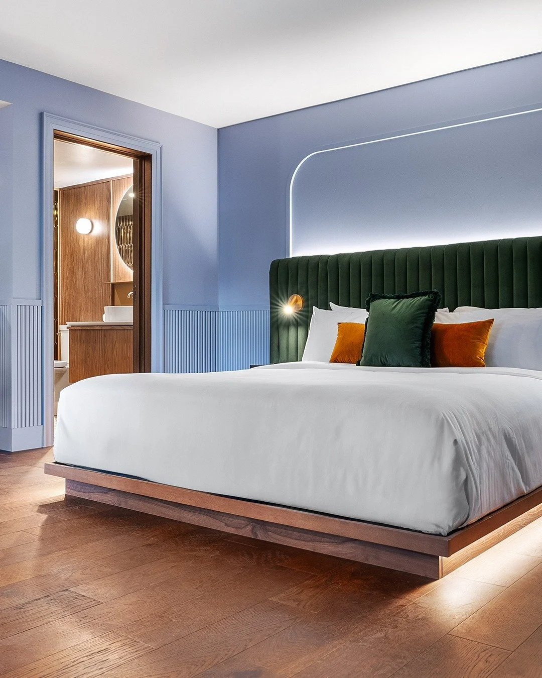 MAURICE (STANDBY).jpg