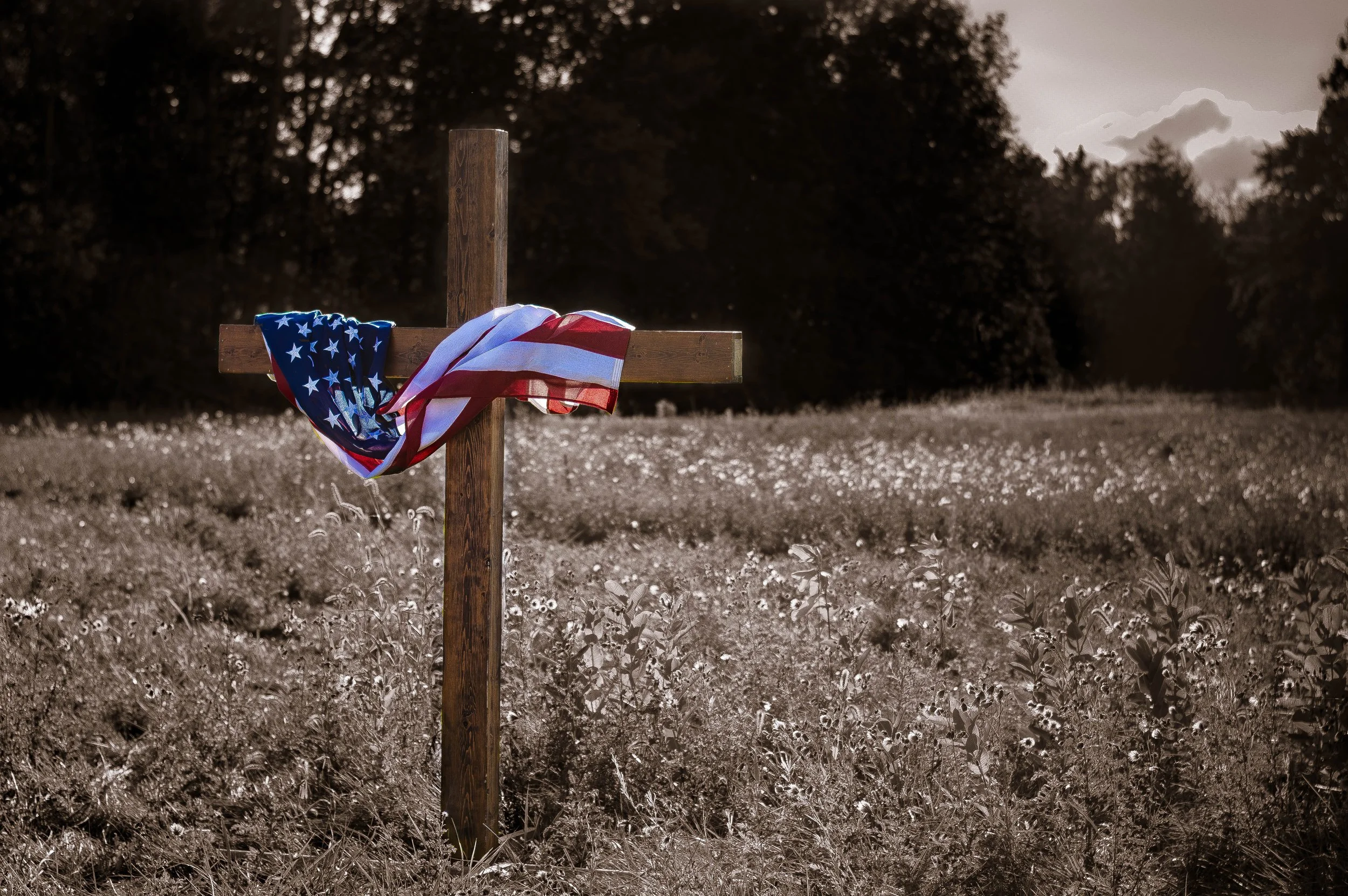 Patriotic & Insiprational outdoor photography at a local Warsaw field by Lightkeepers Photography.