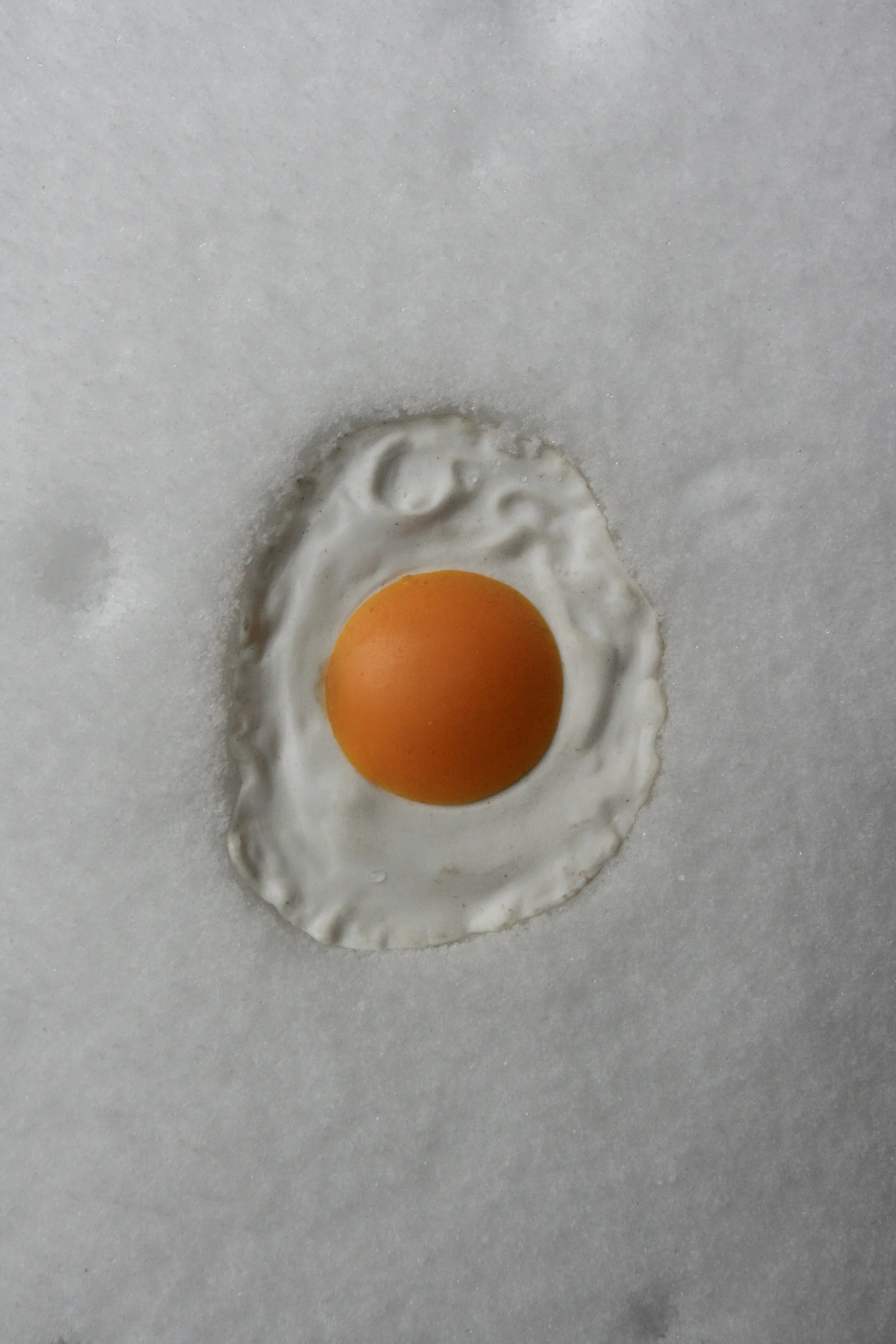 Fried egg magnet