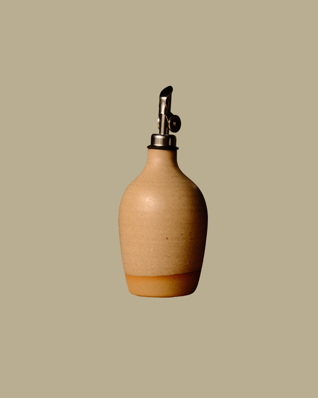 SETTLE CERAMICS - Wander Oil Bottle - Maize.png
