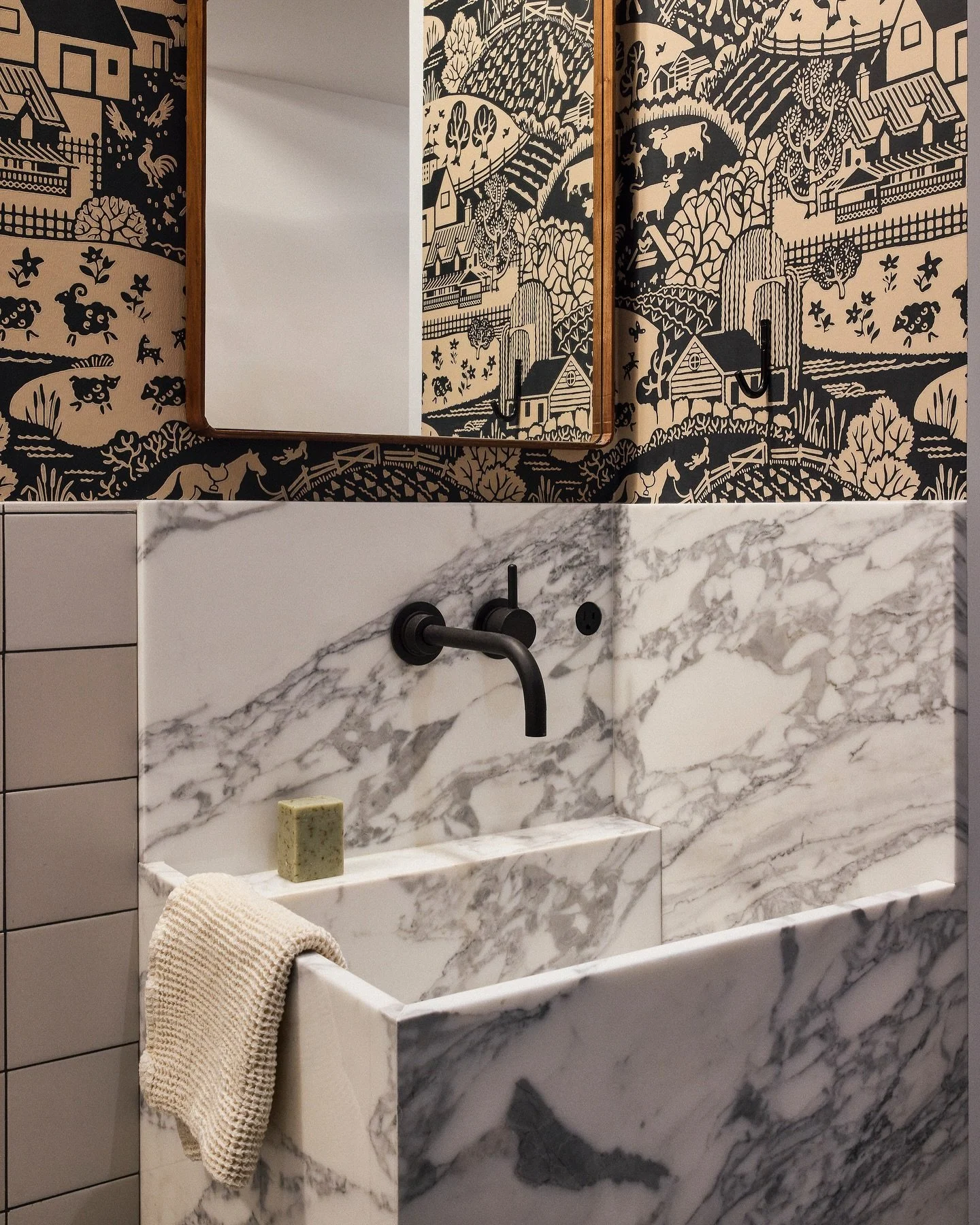 #TrendSpotlight &mdash; Wallpaper is Back in a Big Way!
Wallpaper is making a major comeback in 2025, and it&rsquo;s not just about traditional wall coverings anymore. From luxe grasscloth and metallic finishes to bold patterns and hand-painted mural