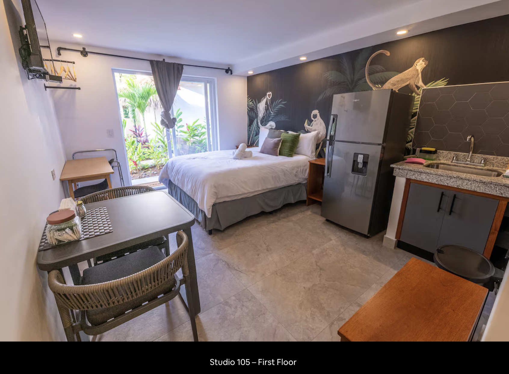 echoes of the earth room 105 book now.png