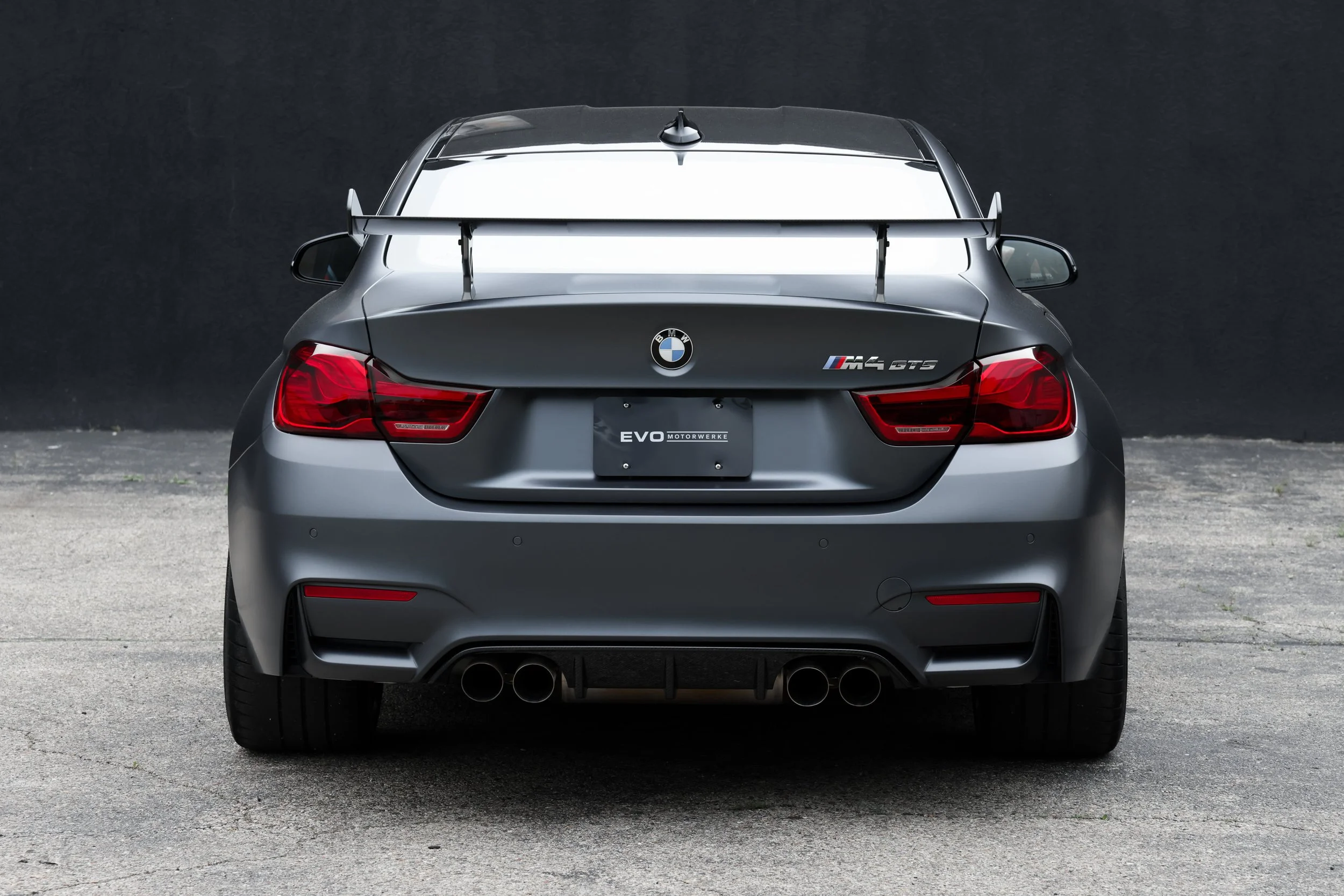 K579070-BMW M4 GTS-Frozen Grey-Resized-011.jpg