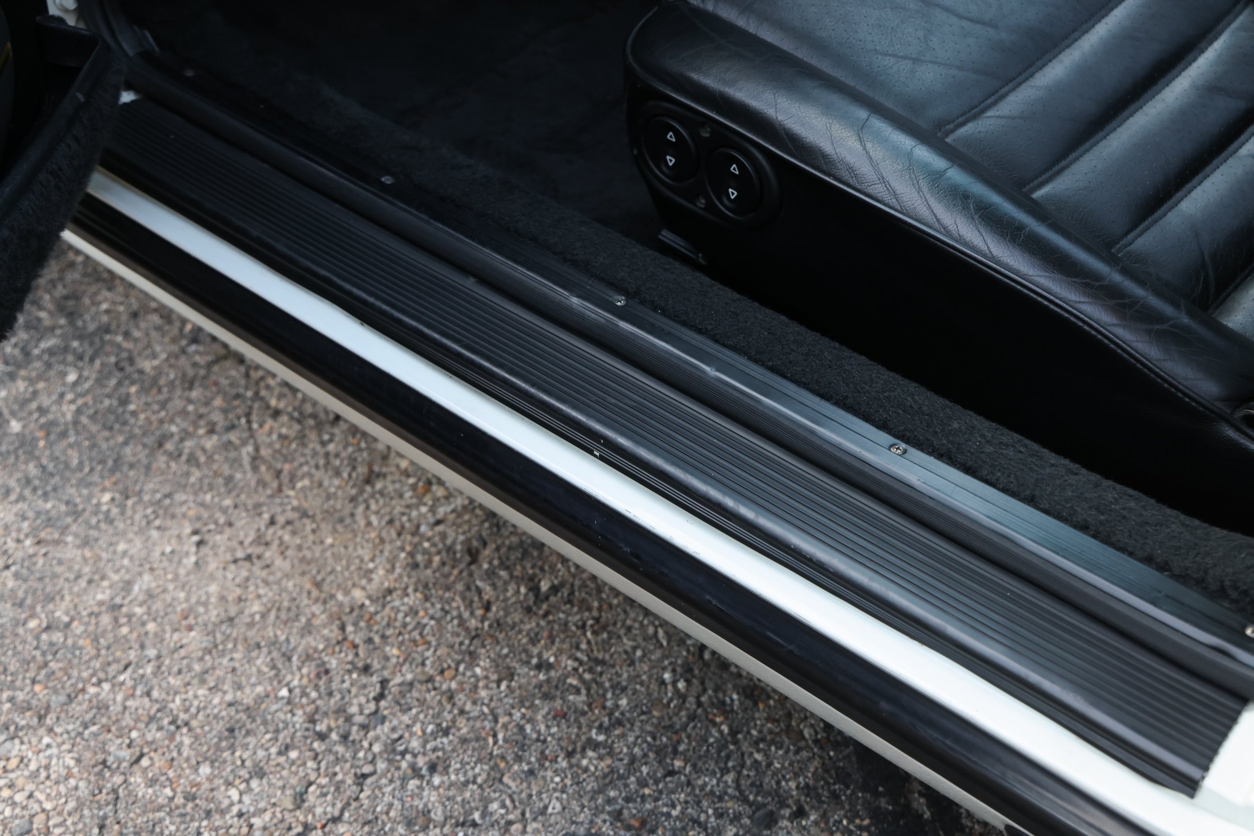S120447-911 SC-Grand Prix White-Resized-103.jpg