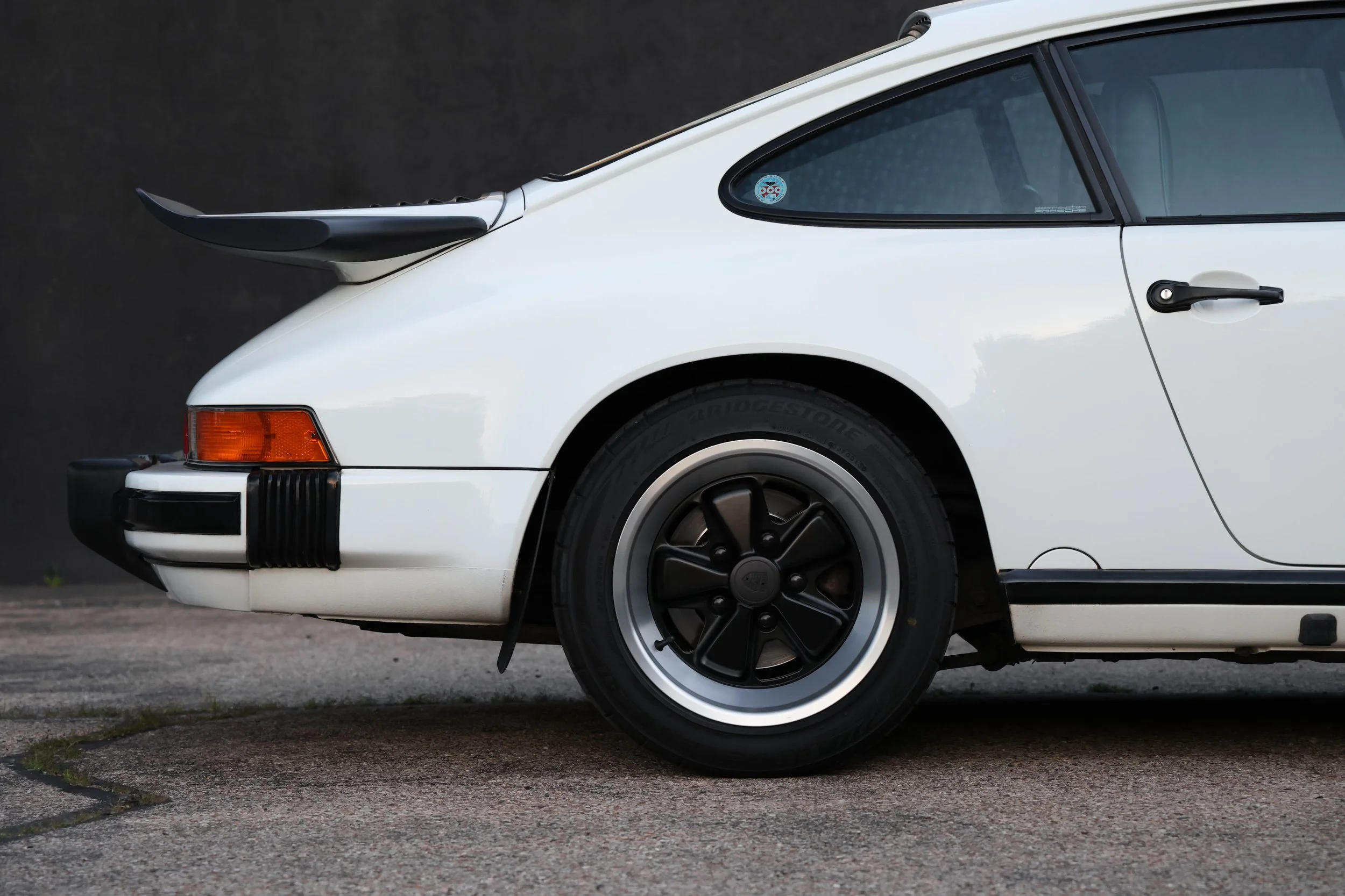 S120447-911 SC-Grand Prix White-Resized-016.jpg