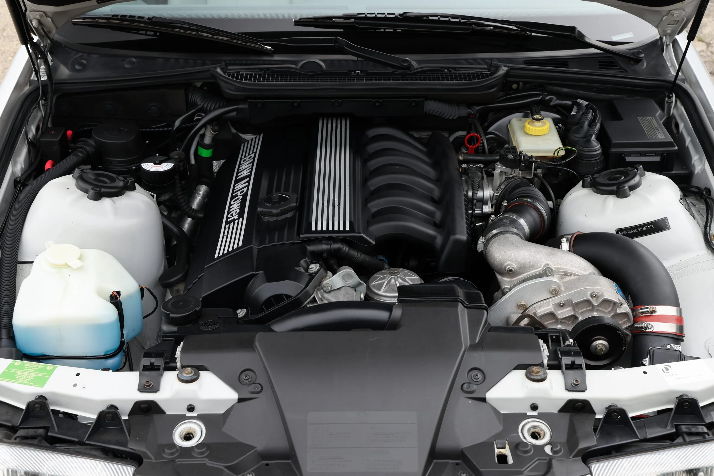 EE09415 - BMW E36 M3 Sedan - Silver - Resized-046.jpg