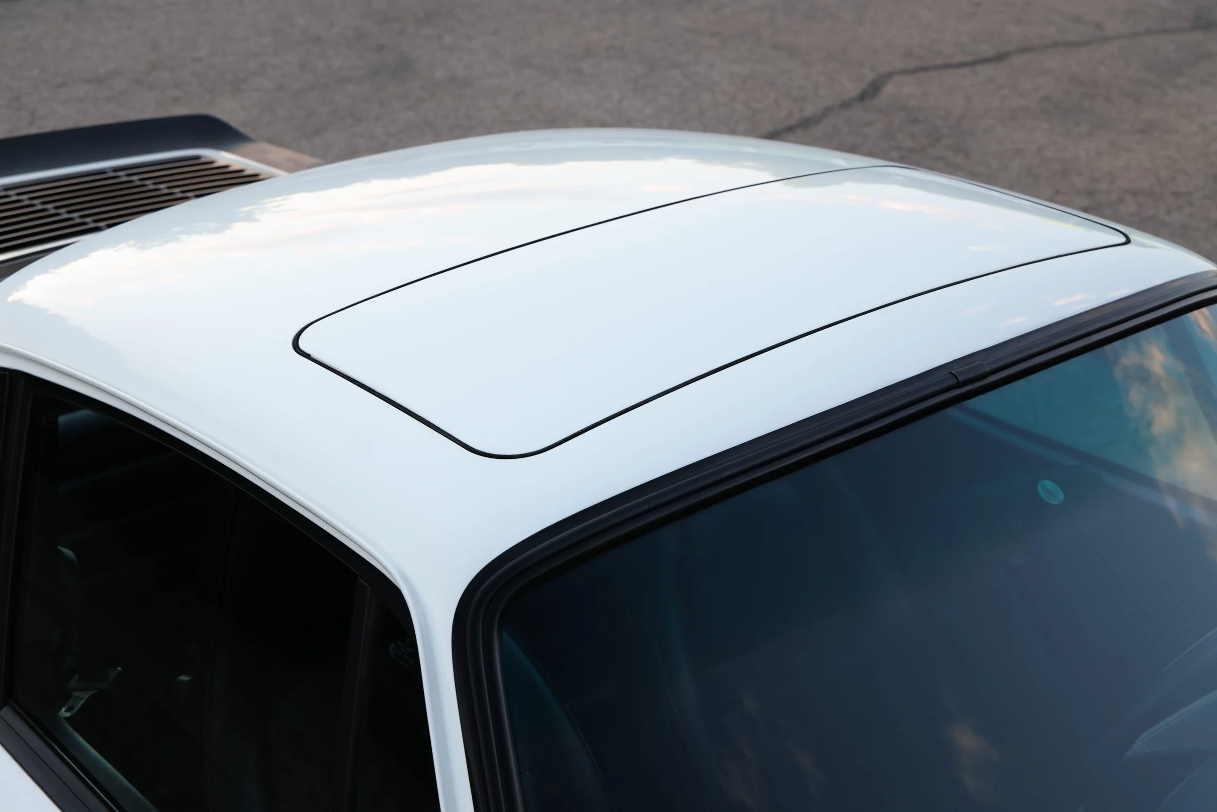 S120447-911 SC-Grand Prix White-Resized-034.jpg