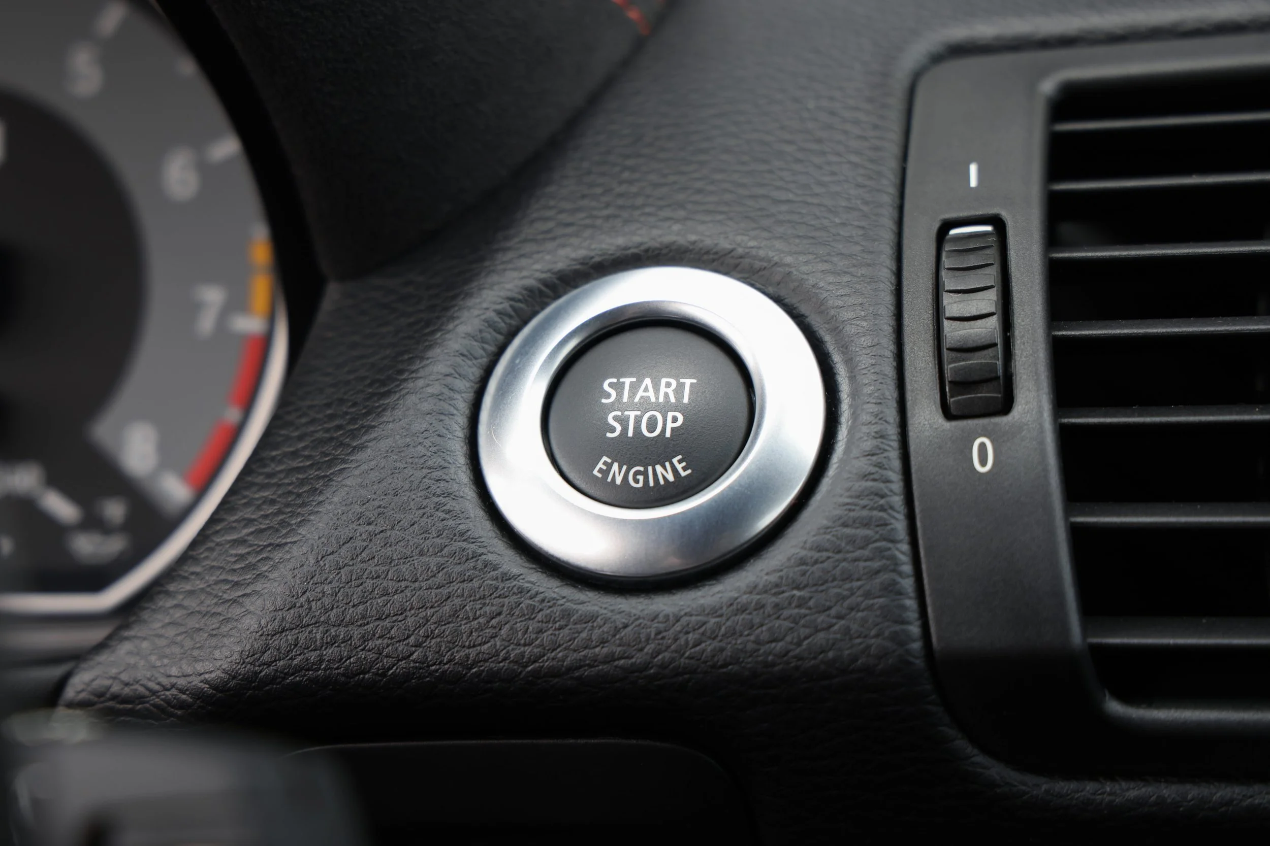 VT47708-BMW 1M-valencia-Resized-061.jpg