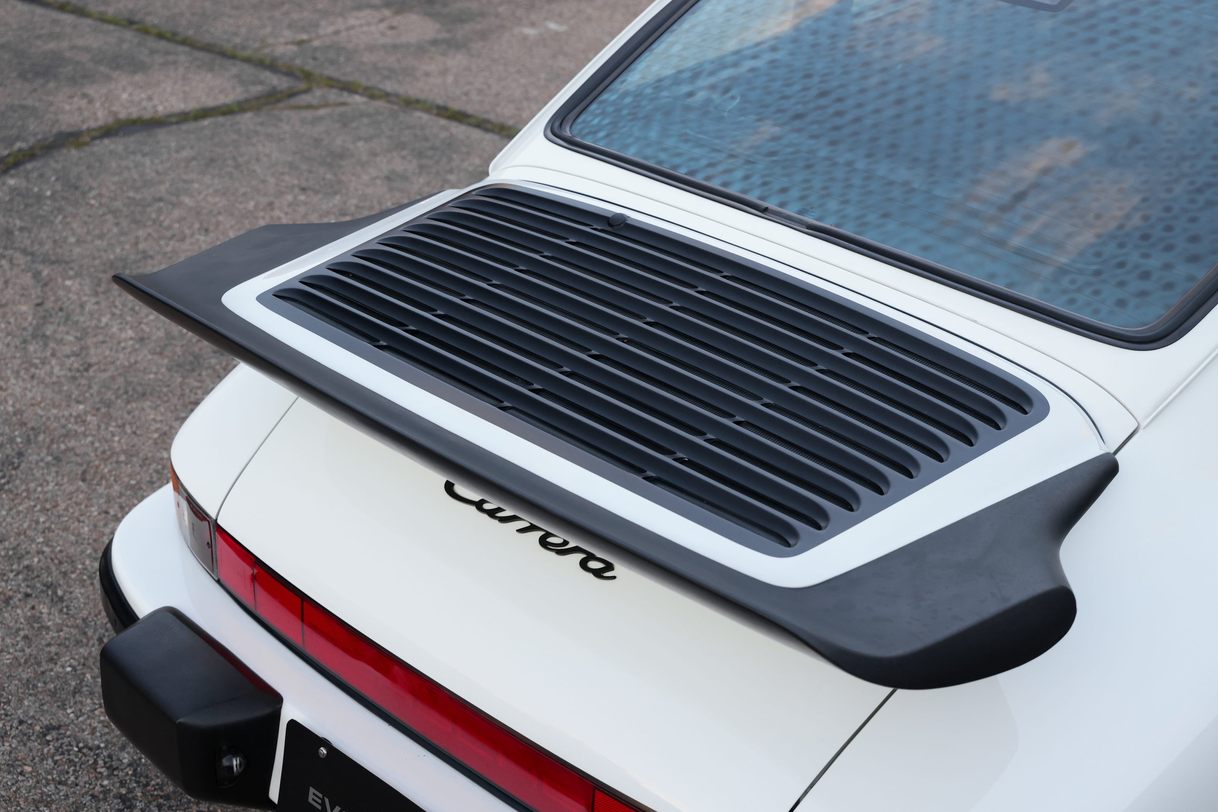 S120447-911 SC-Grand Prix White-Resized-036.jpg