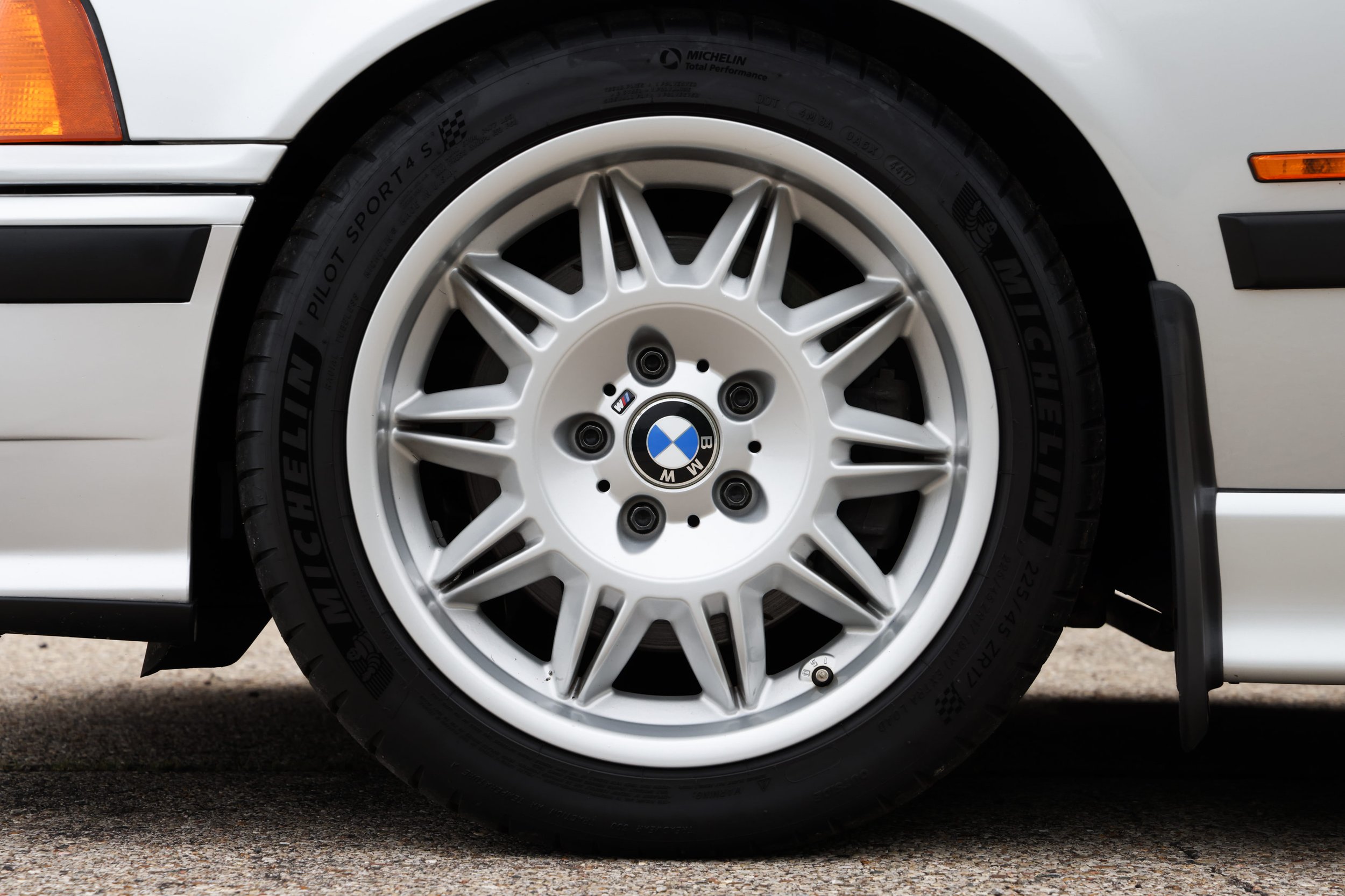 EE09415 - BMW E36 M3 Sedan - Silver - Resized-041.jpg