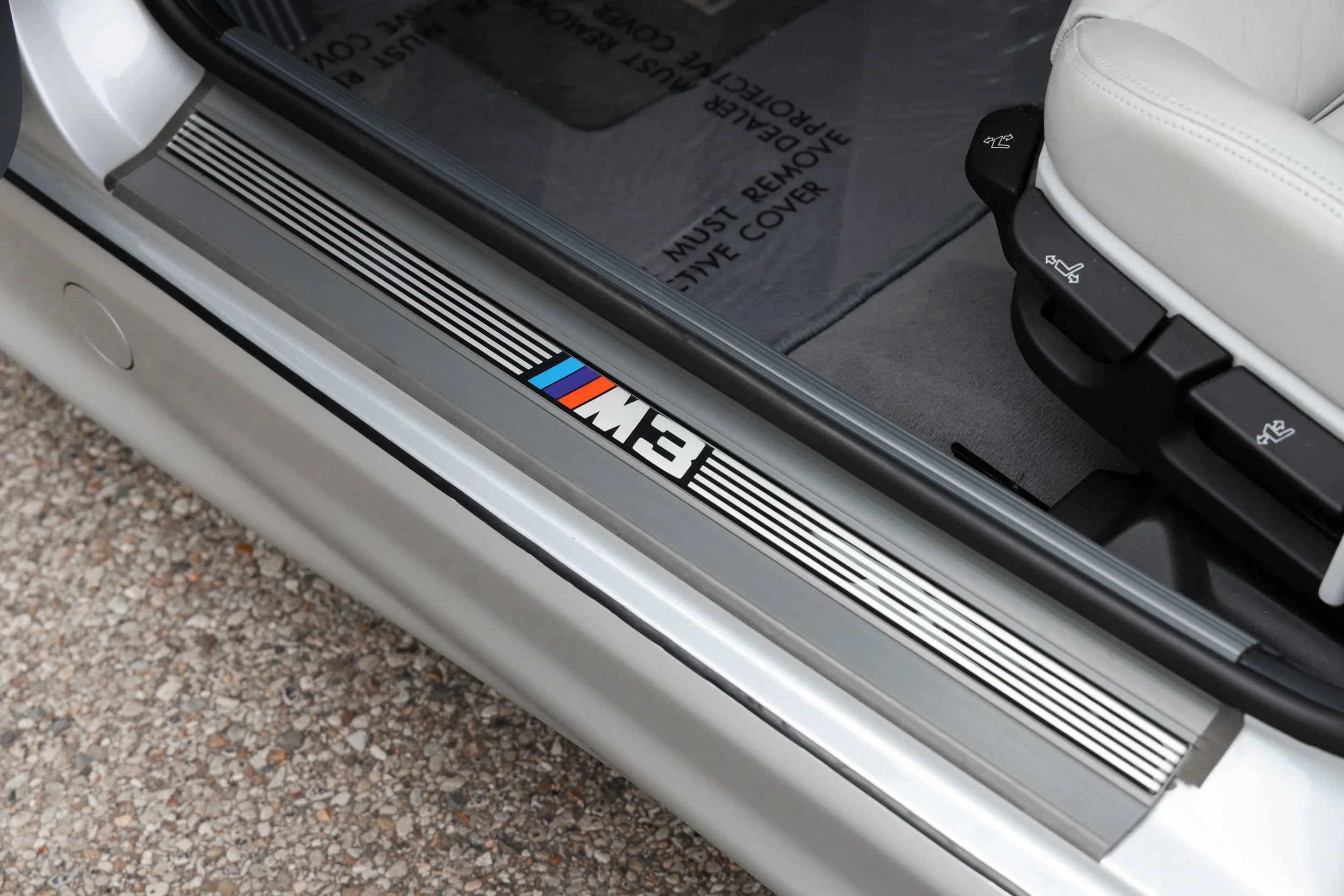 EE09415 - BMW E36 M3 Sedan - Silver - Resized-107.jpg