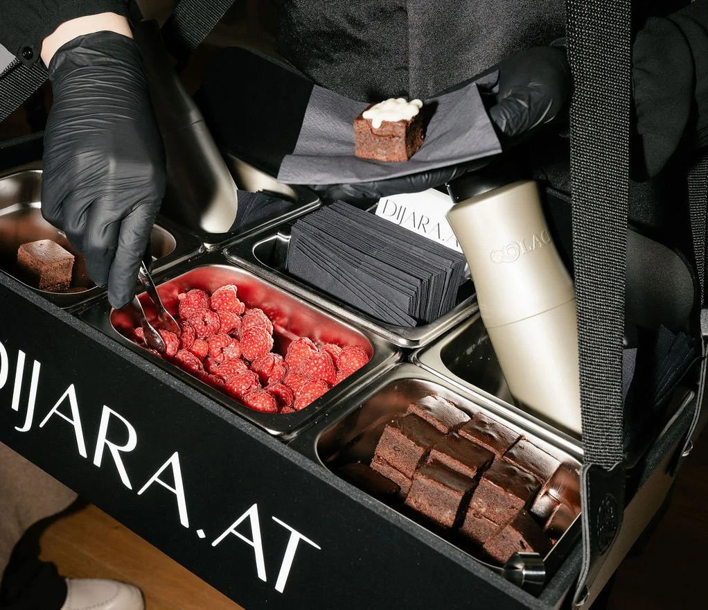 Event Nachspeisen Catering Brownies mit Himbeere