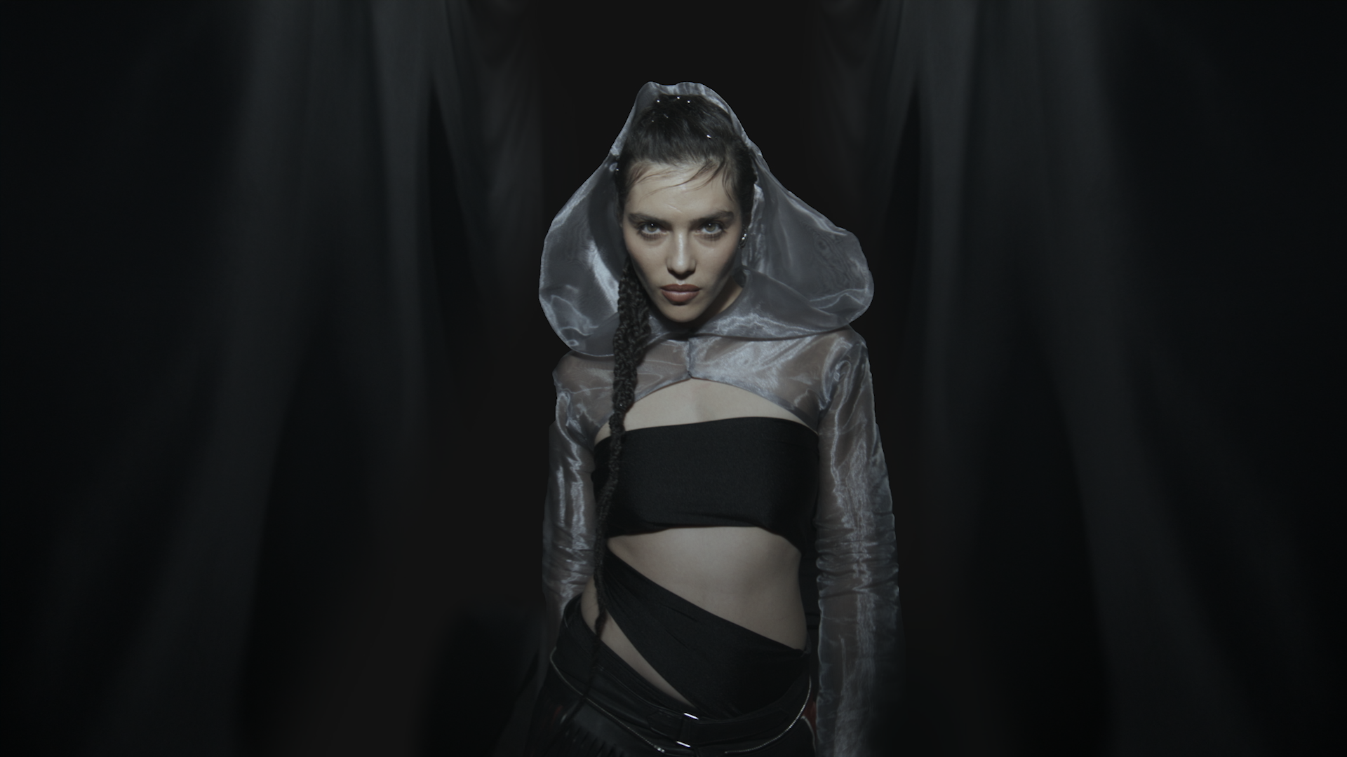 AVA BAYA - IDÉE NOIRE