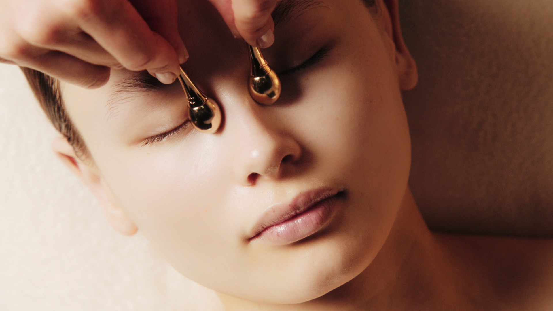 DIOR_HOW TO_ASMR.png140.png