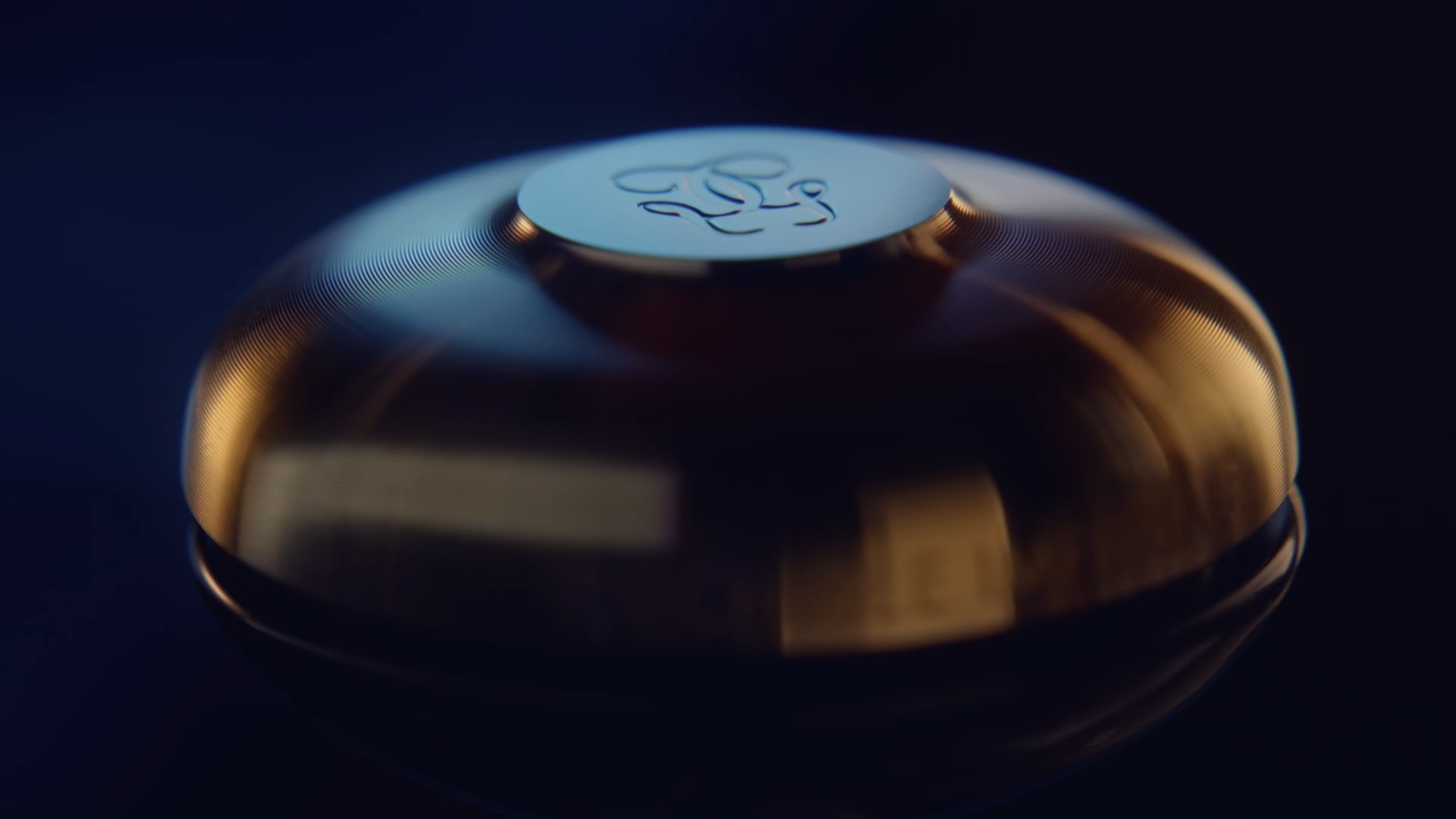 #1_GUERLAIN_TUTOS OI BLUE_OI_THE IMPERIAL FACIAL RITUAL_16-9_LIVRAISON.png40.png