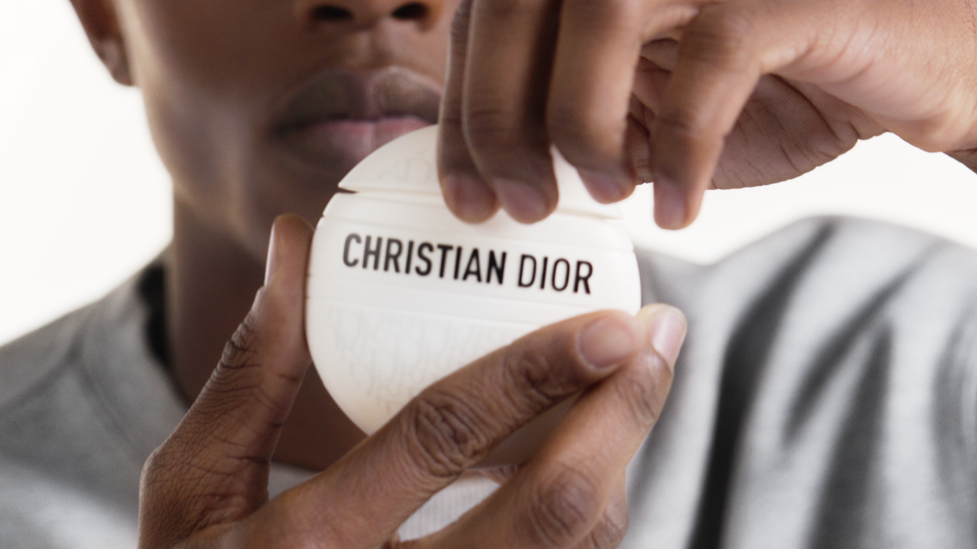 LOOKBOOK 2023_SPIN LE BAUME70.png