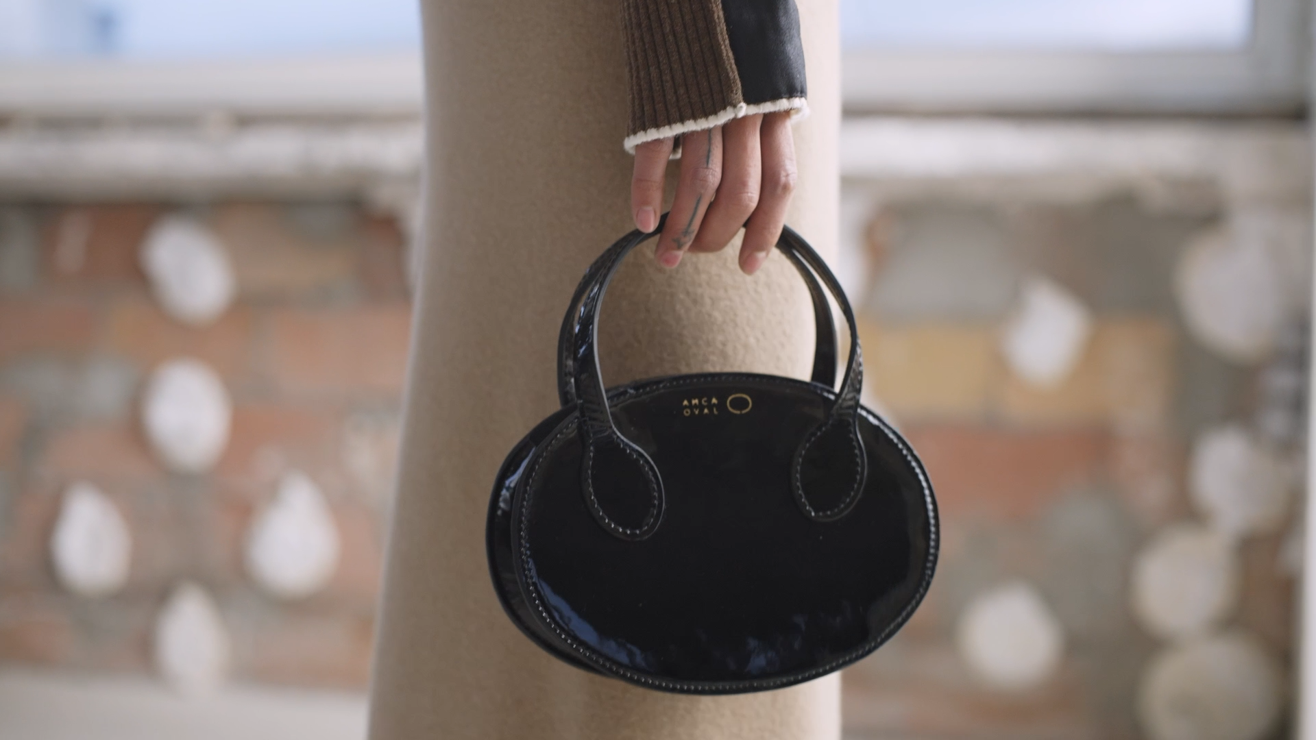 POST2_AMCA OVAL_16-9230.png