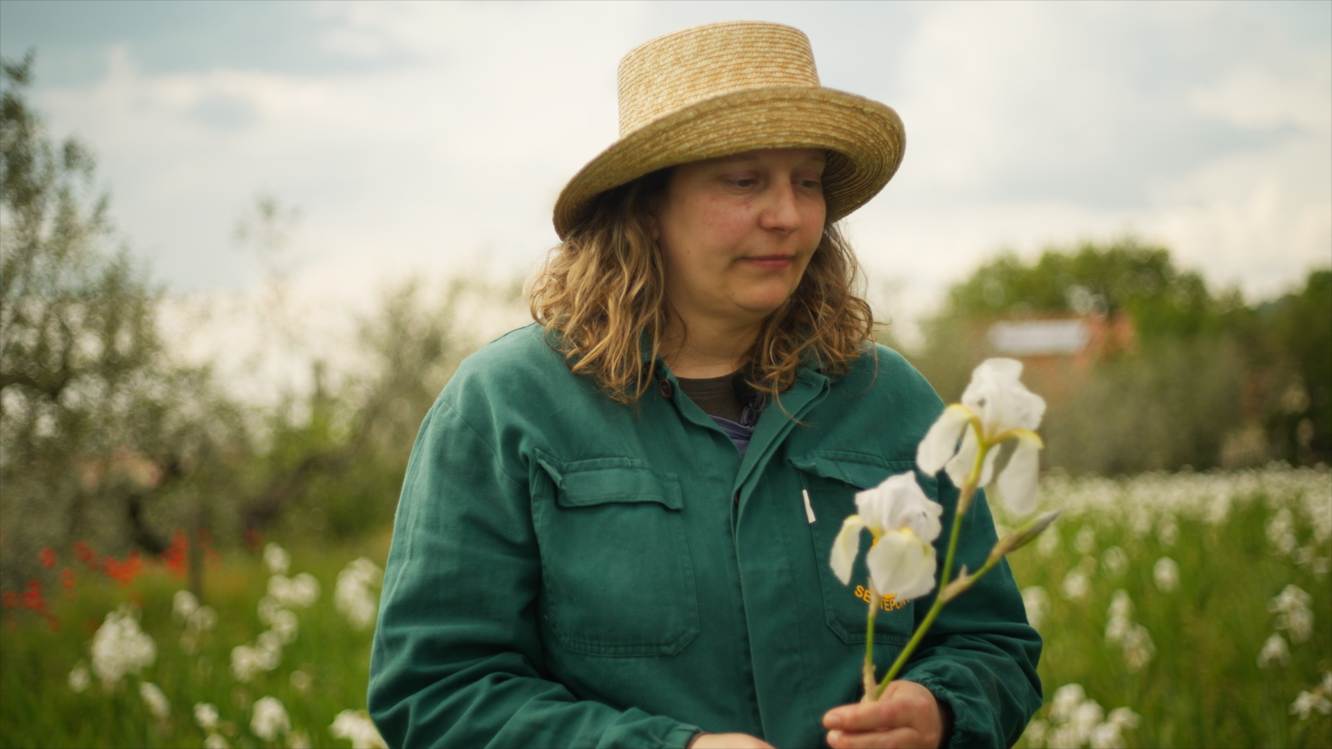 NEW DIOR IRIS GARDEN40.png