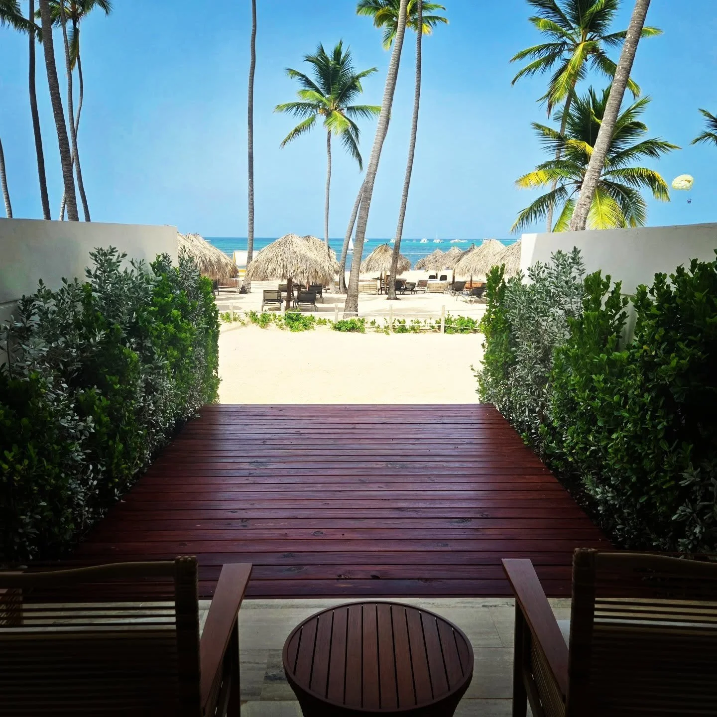 Waking up to the sound of waves > any alarm clock 🌊
Let Willow + Wayfarer craft your next beachfront escape!

#WillowAndWayfarer #CuratedByWillowAndWayfarer #TravelWithWillowAndWayfarer #WayfarerWanderlust #WeekendWanderlust #WeekendInspiration #