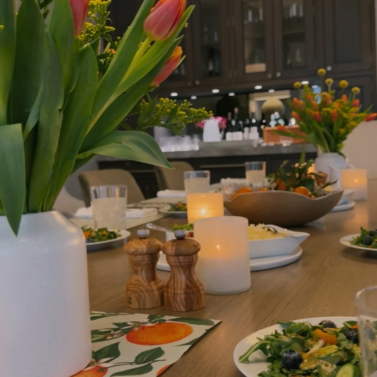 fending off the winter blues by reminiscing on a few colorful tables 🥑🌼🍊🌸🍒