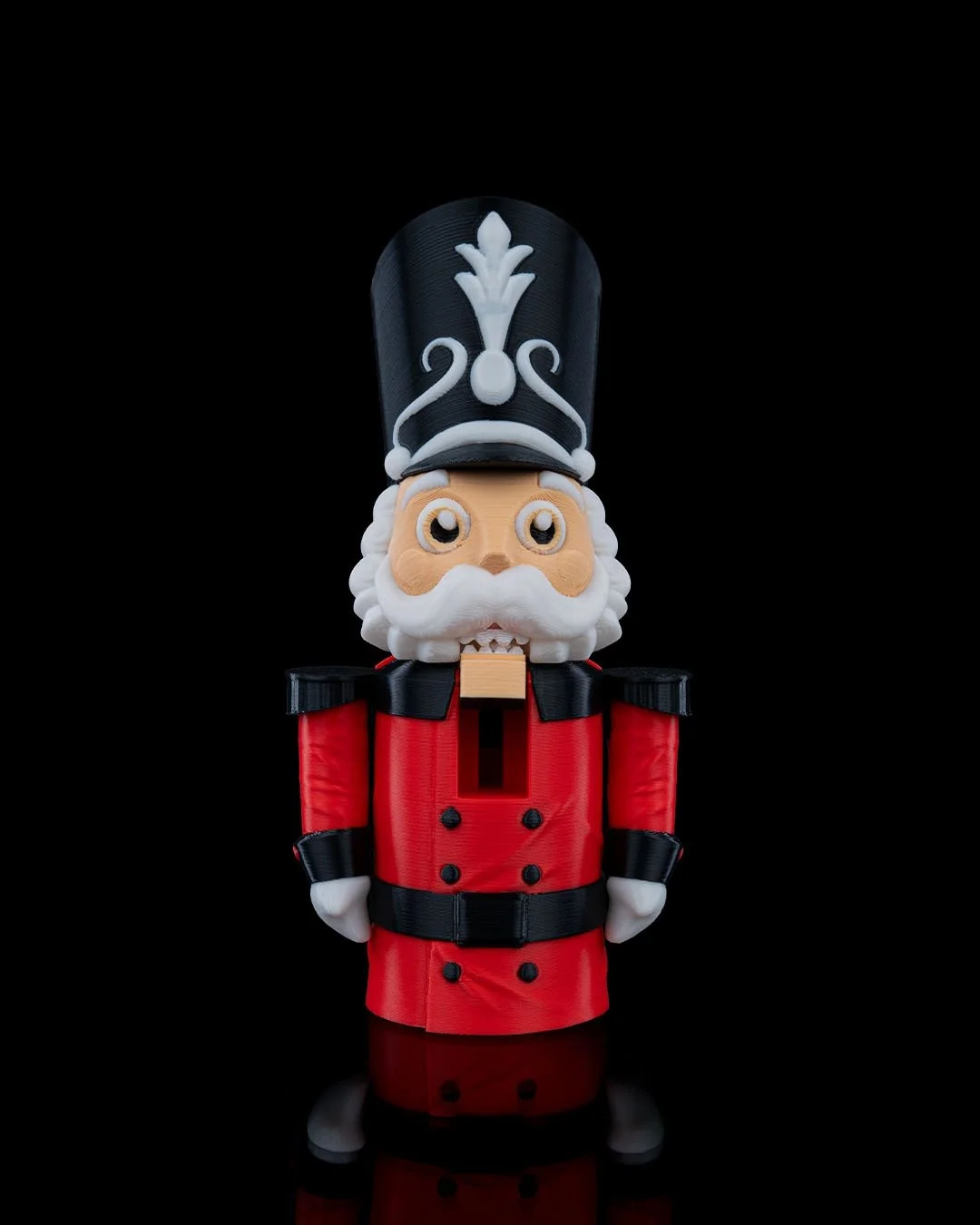 Newt_the_Nutcracker1_e8f64e8009.jpg