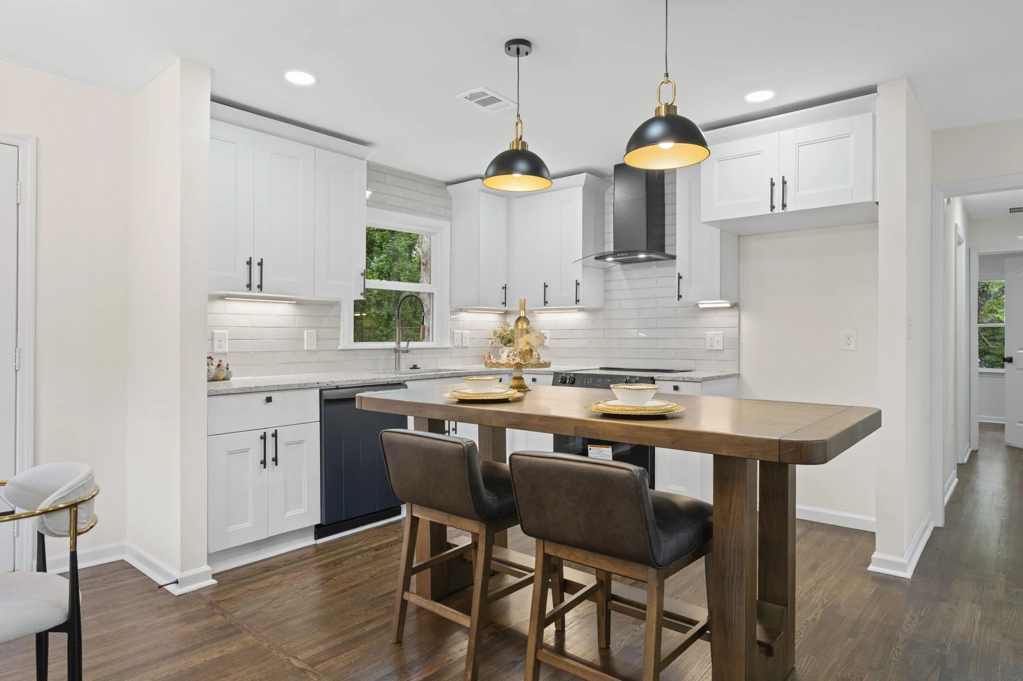 12-web-or-mls-DSC04706 2.jpg